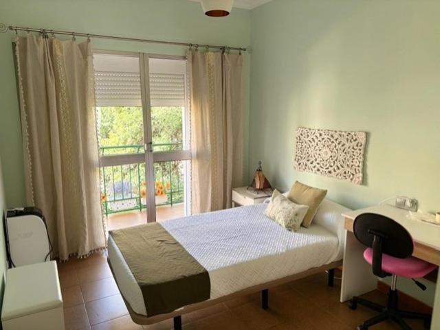 Rentalsevilla Bami Apartment