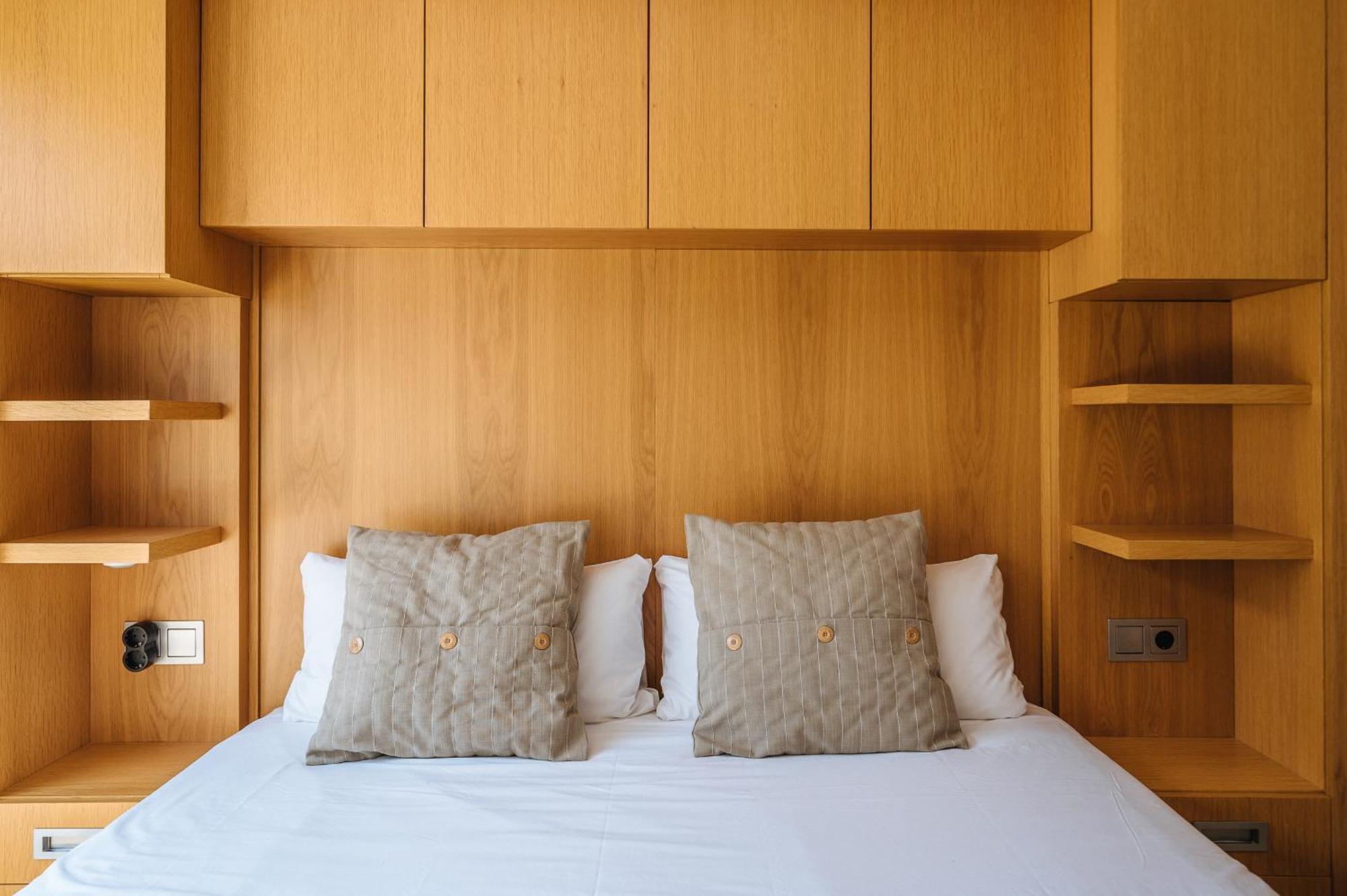 Elegant Duplex 3 Master Bedrooms And Private *