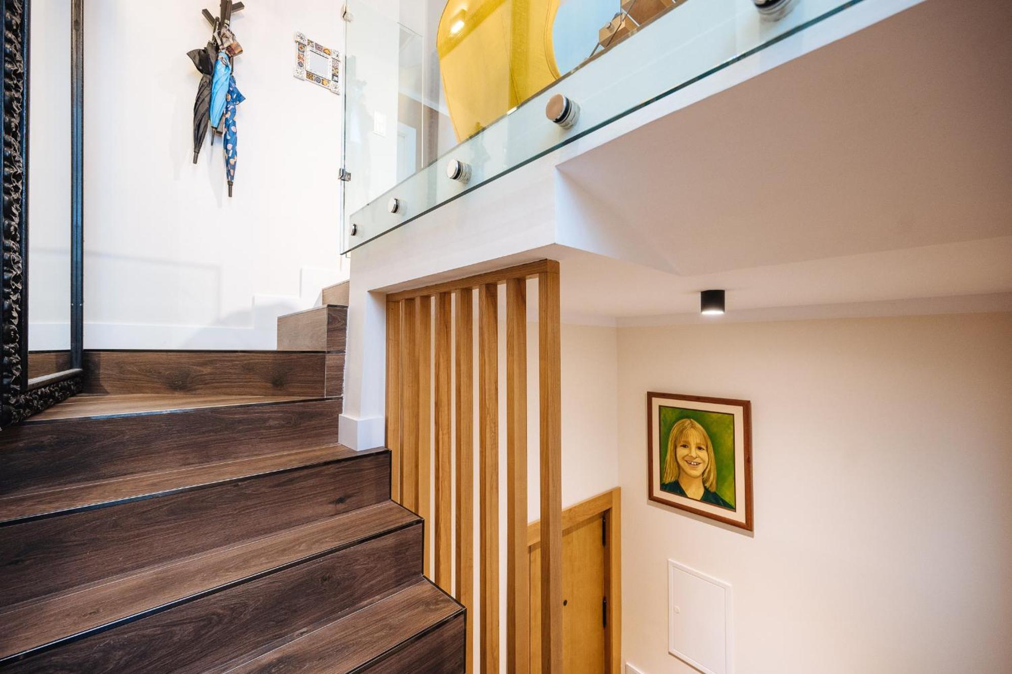 Elegant Duplex 3 Master Bedrooms And Private
