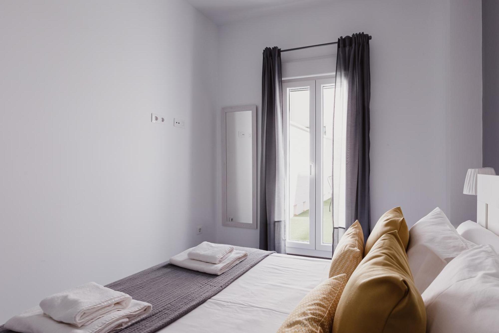 Quiet Terrace In Triana Close To The River Apartamento *