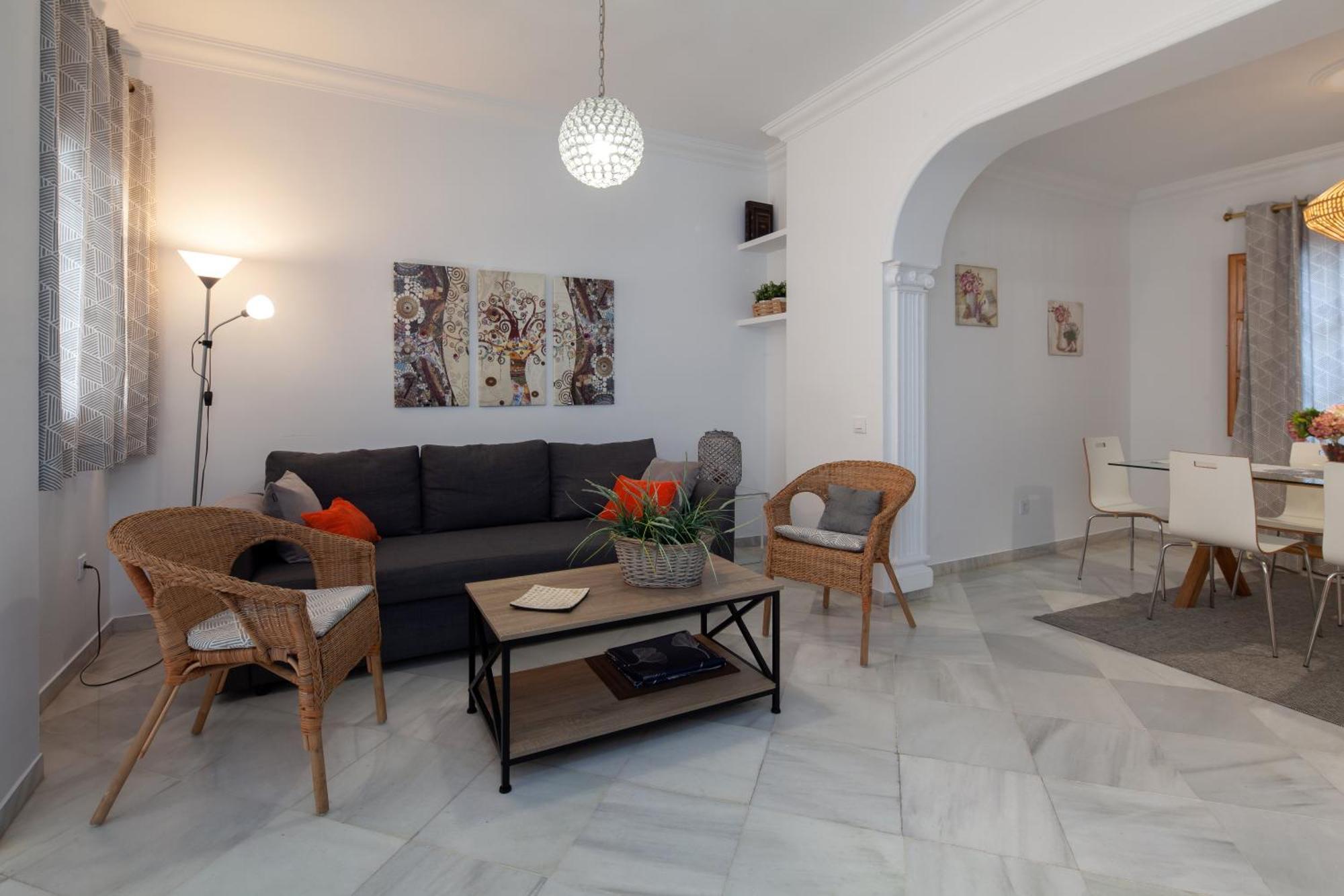 Wonderful 3 Bedroom Flat In The Heart Of Triana Apartment Seville