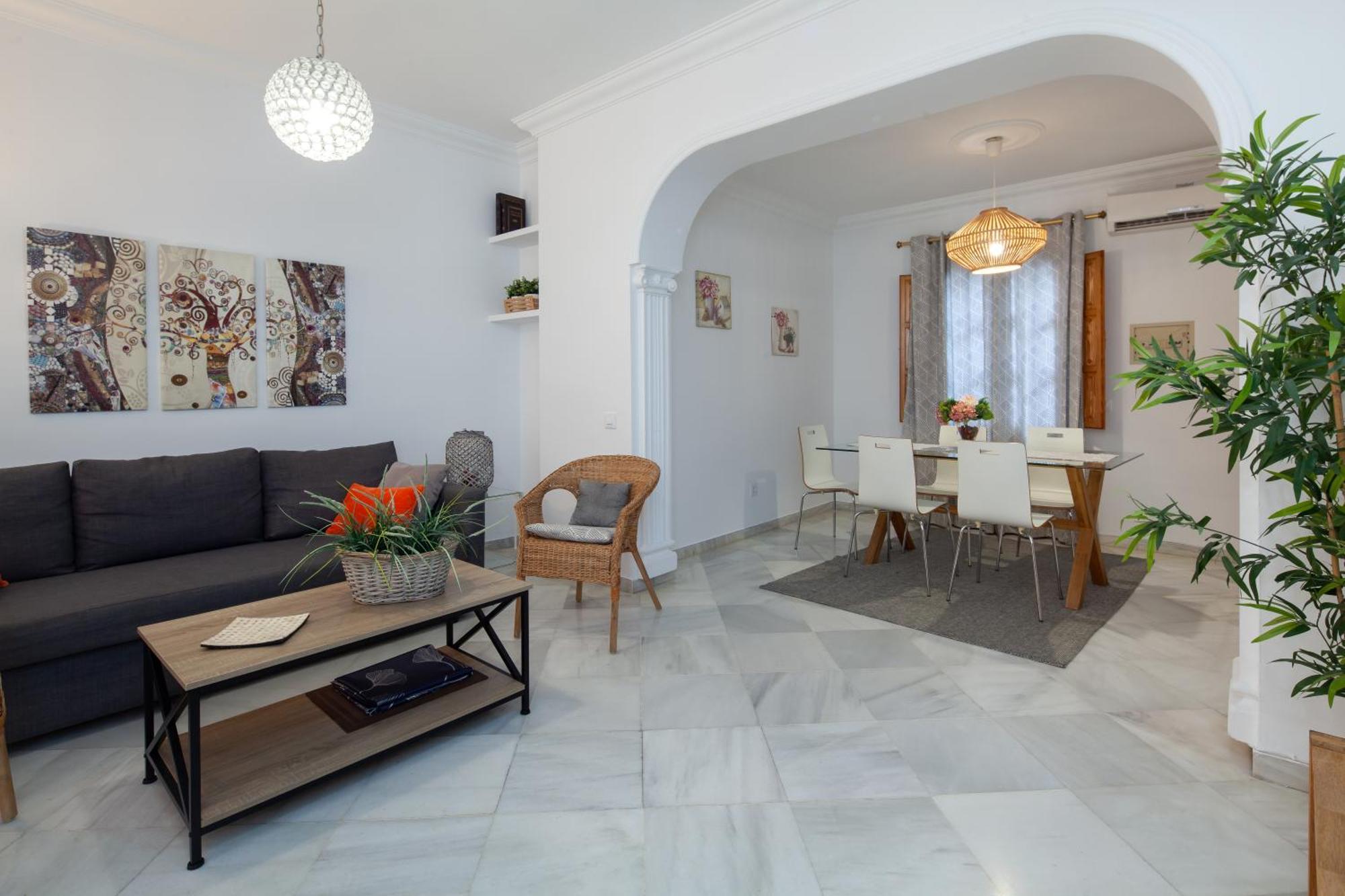 Wonderful 3 Bedroom Flat In The Heart Of Triana * Seville