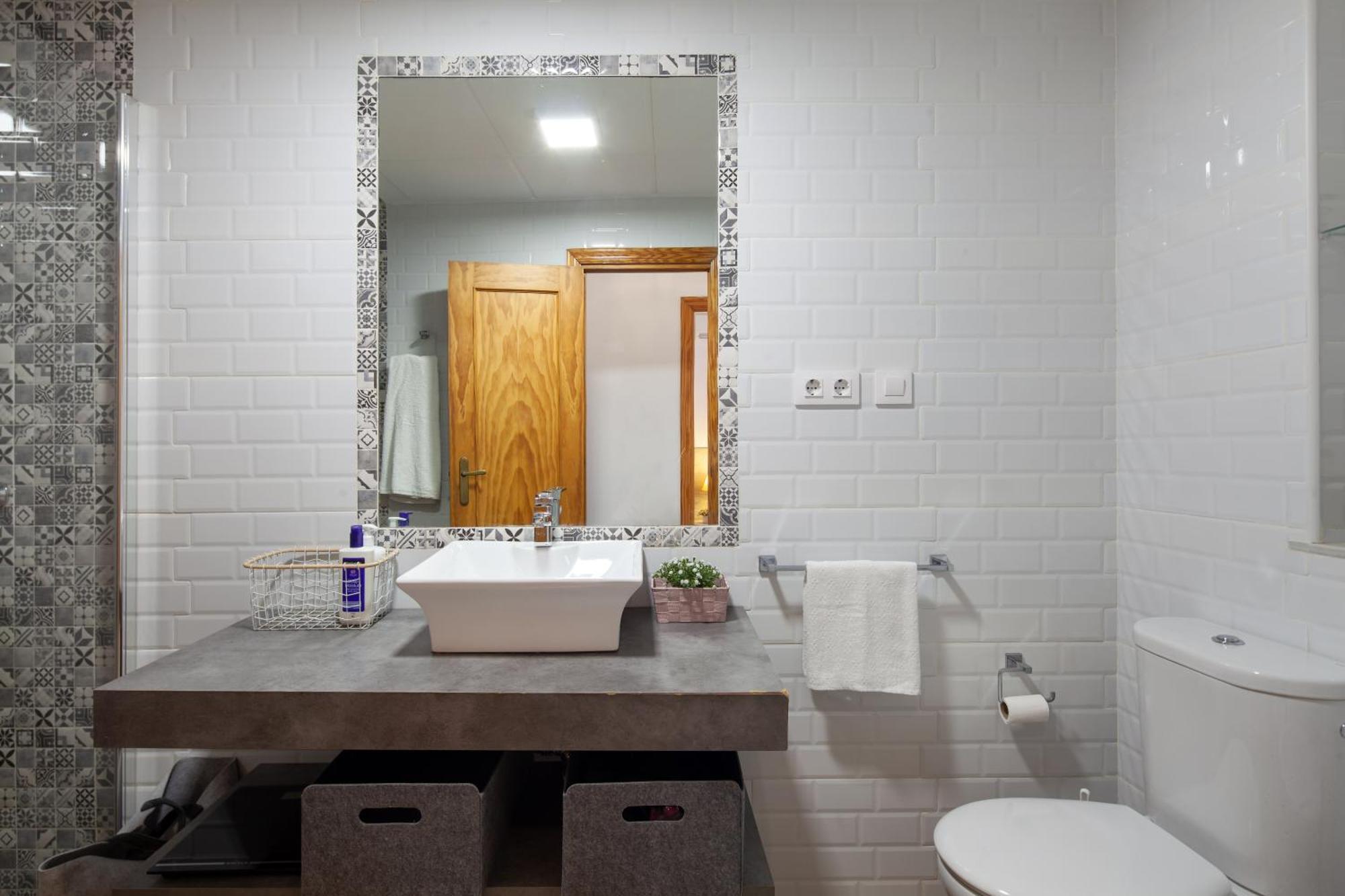 Wonderful 3 Bedroom Flat In The Heart Of Triana * Seville
