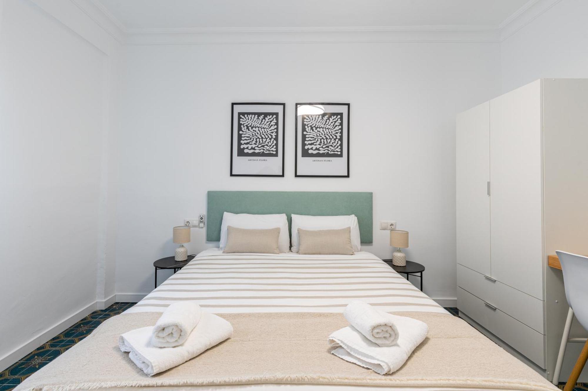 Apartment Piso Elegante Y Nuevo De 3 Y 2 Banos Seville