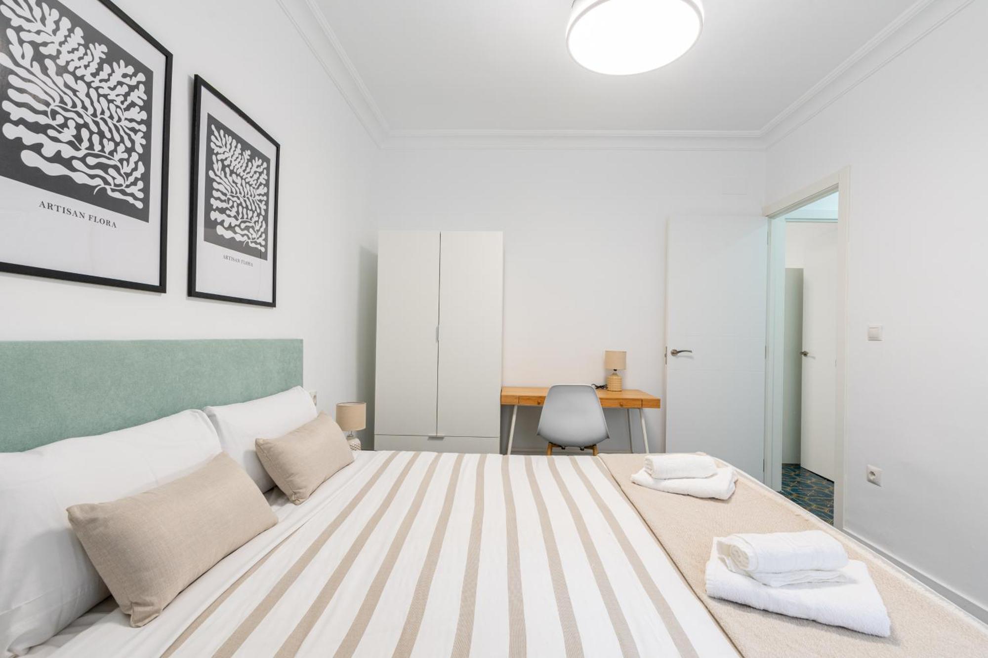 Apartment Piso Elegante Y Nuevo De 3 Y 2 Banos Seville
