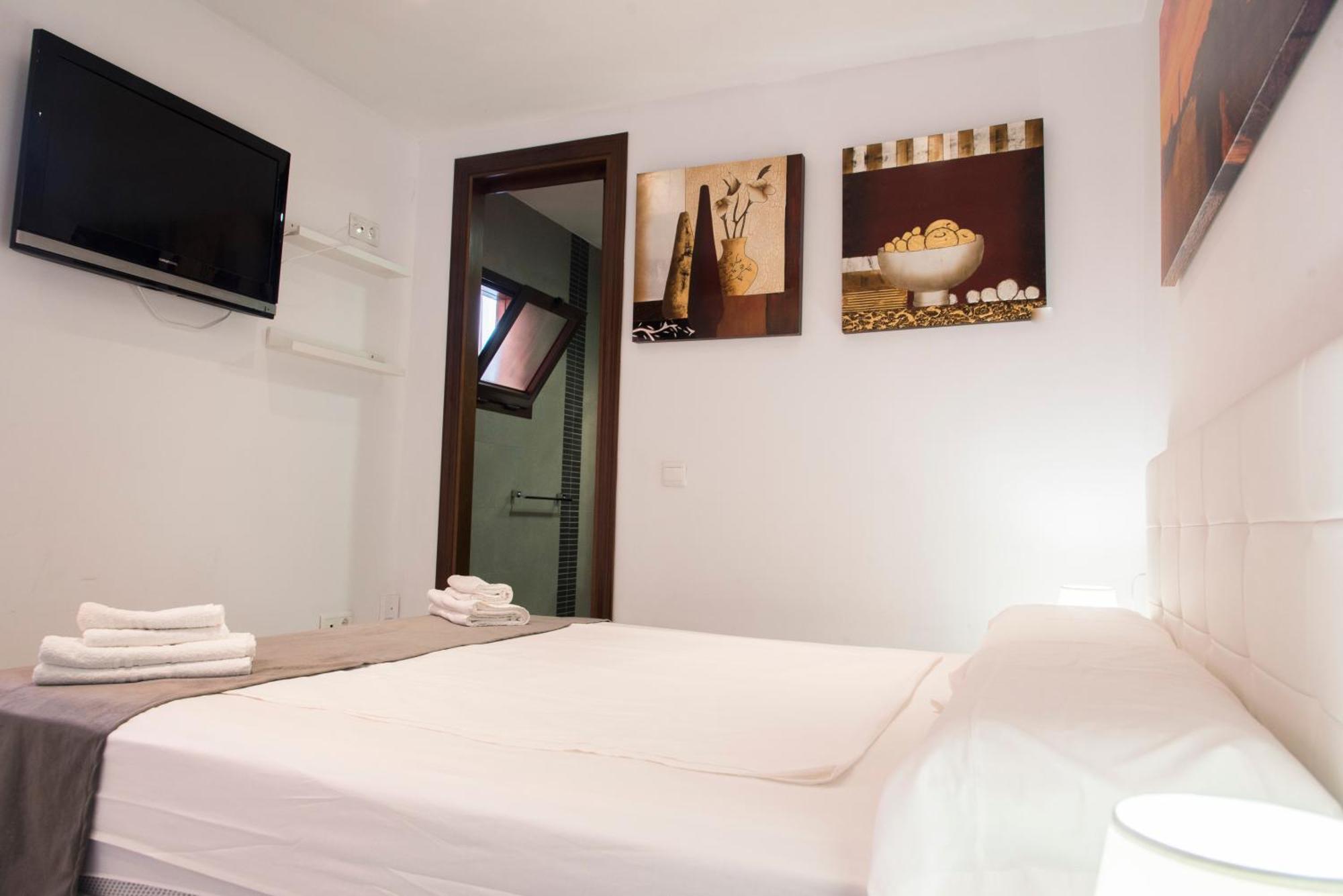 Nightinsevilla Bailen Free Parking Seville