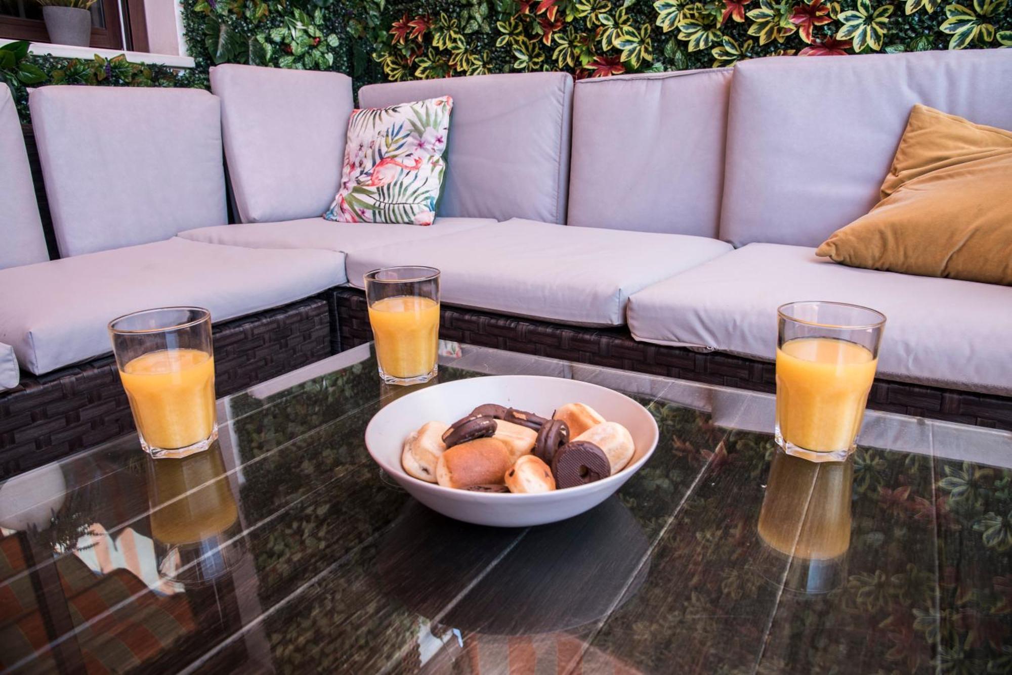 Apartment Nightinsevilla Bailen Free Parking *