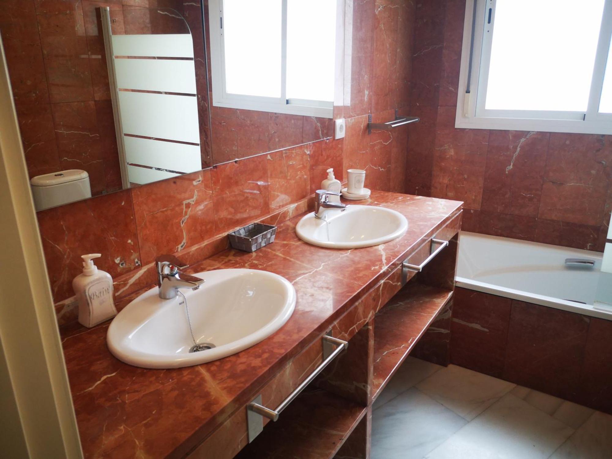 Apartamento Charming Bright With Balconies On Cuesta Del Rosario *