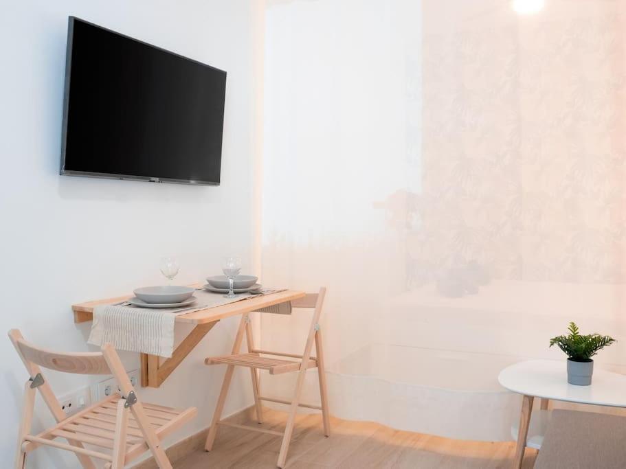 Apartment Acogedor Estudio En Triana Con Jacuzzi Y Wifi *