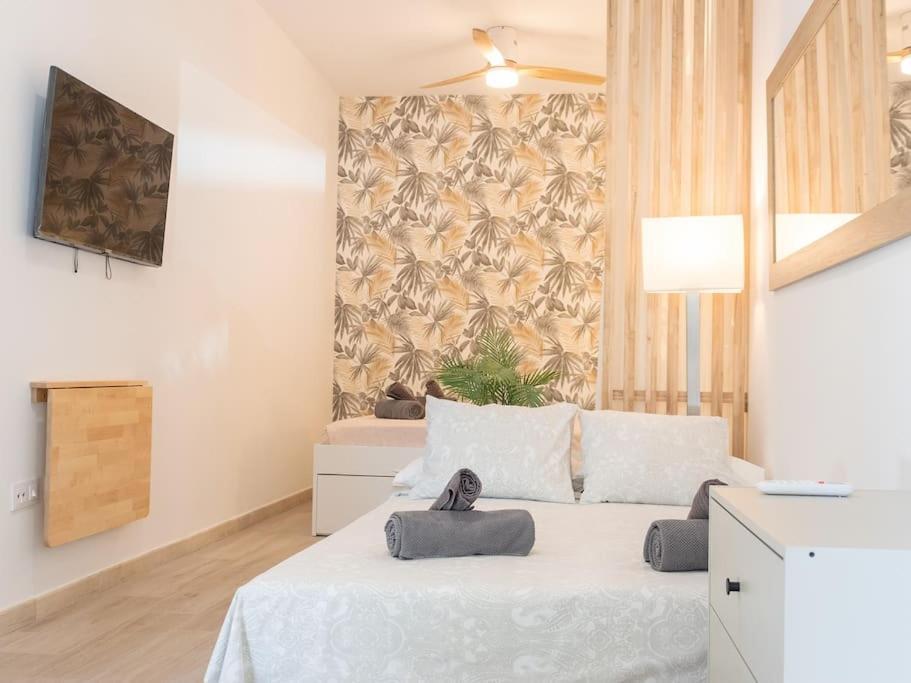 Acogedor Estudio En Triana Con Jacuzzi Y Wifi Seville