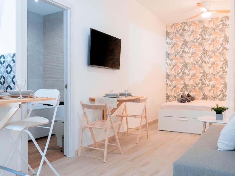 Acogedor Estudio En Triana Con Jacuzzi Y Wifi Apartamento