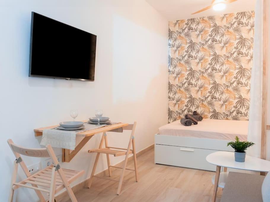 Apartamento Acogedor Estudio En Triana Con Jacuzzi Y Wifi *