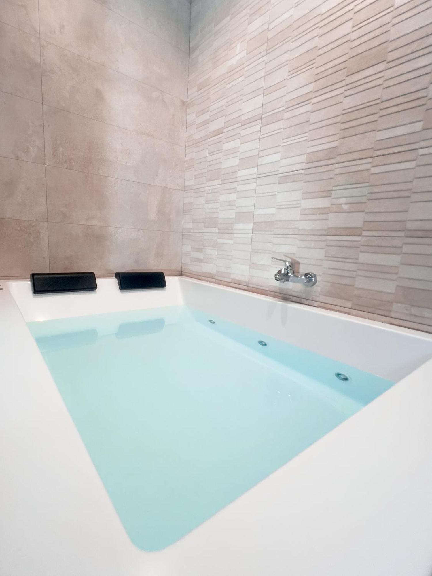 Apartment Estudio Jacuzzi Con Encanto En Triana