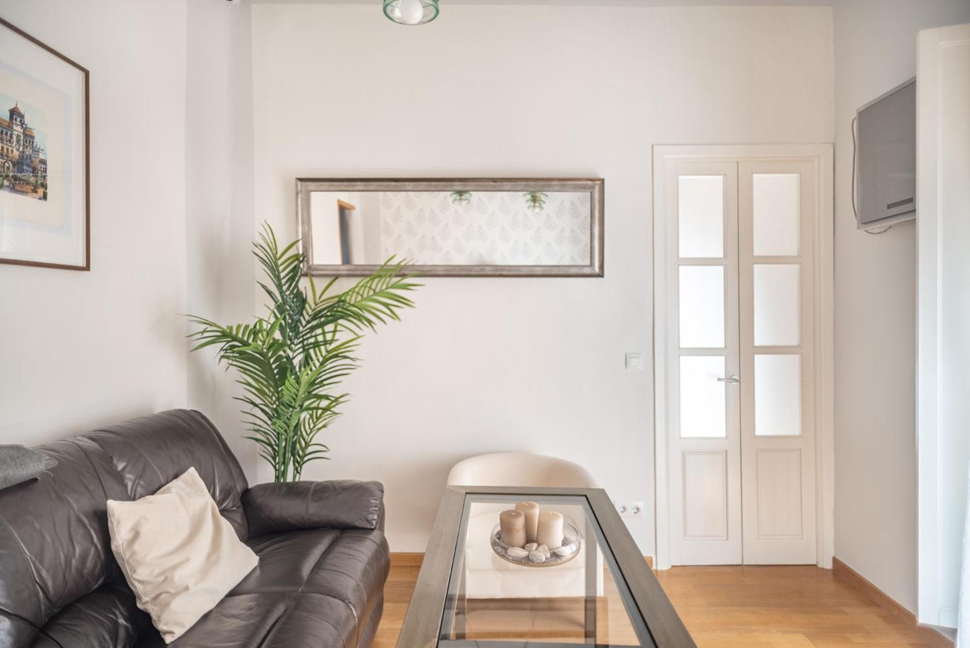Beautiful And Bright- 1bd 1bth- Center Sevilla