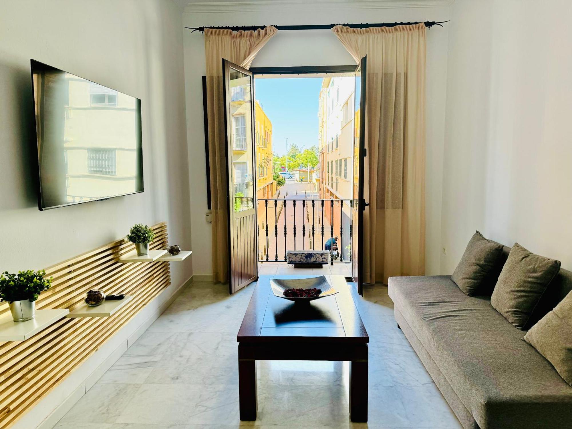 Con Balcon Castilla Triana Apartamento