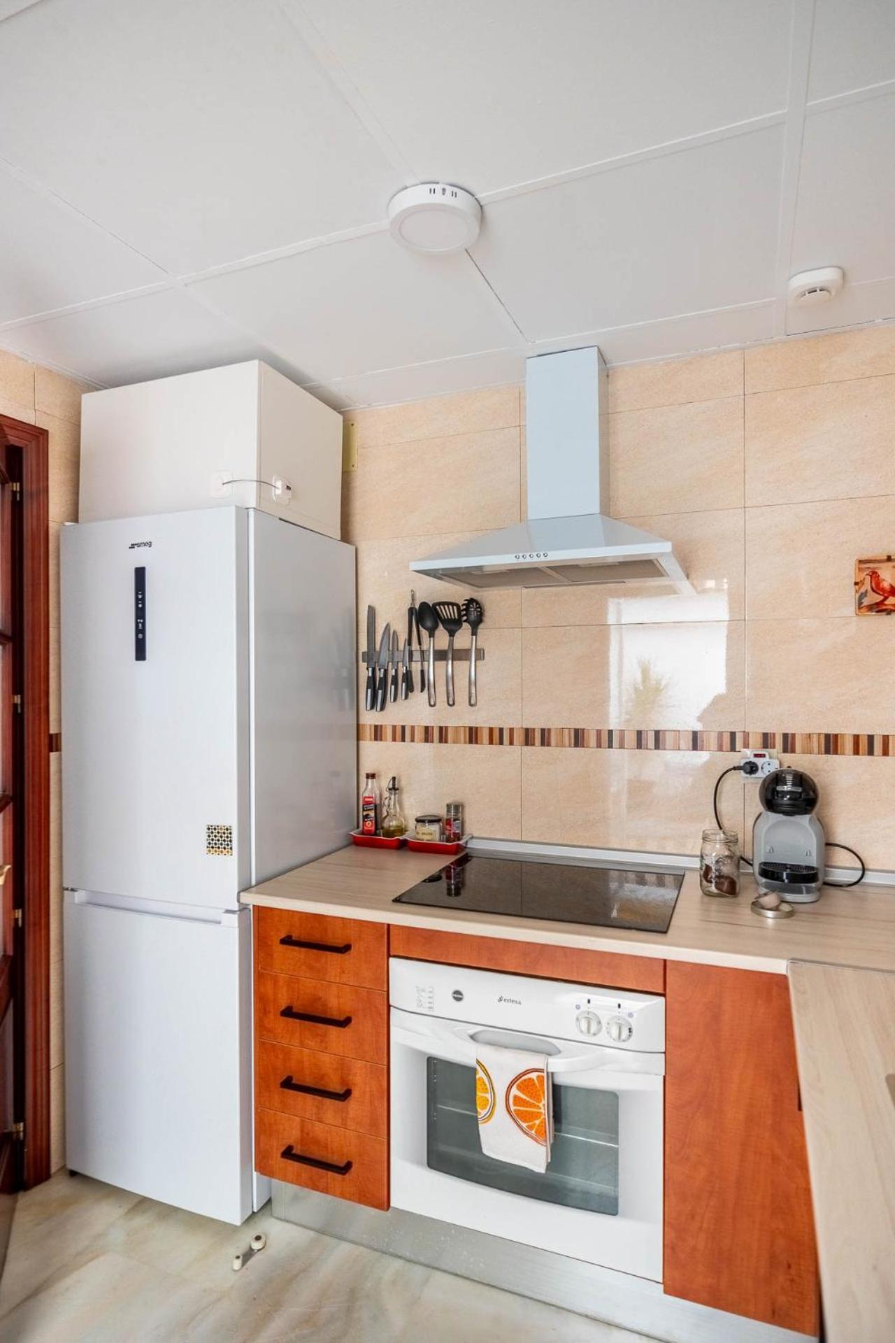 Piso Con Patio Privado Y Parking Nervion * Sevilla