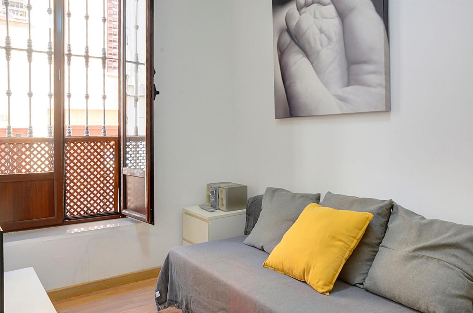 Vintage Apartment