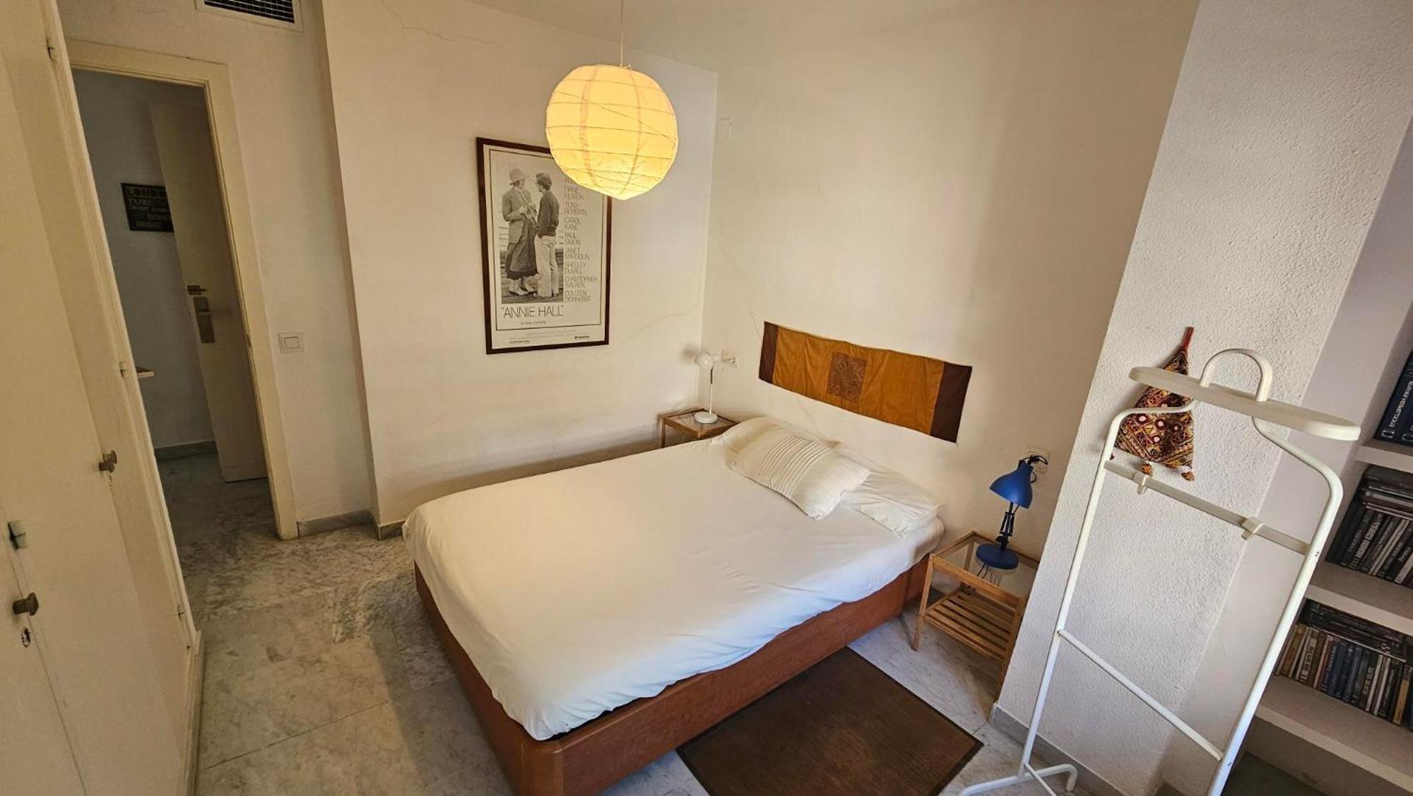Centrally Located In Old Palace House Apartamento