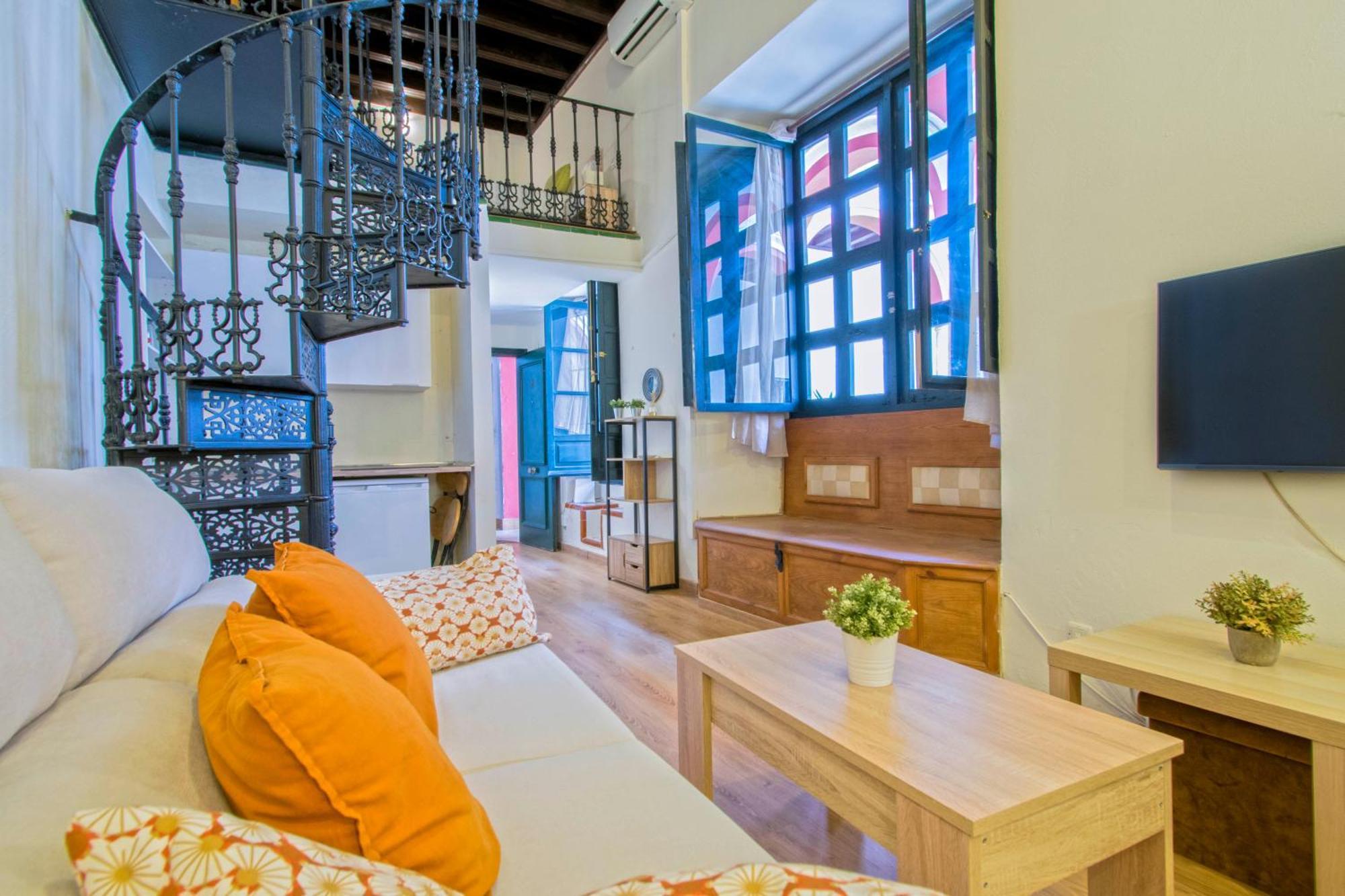 Precioso Duplex Estilo Sevillano En Pleno Centro * Sevilla