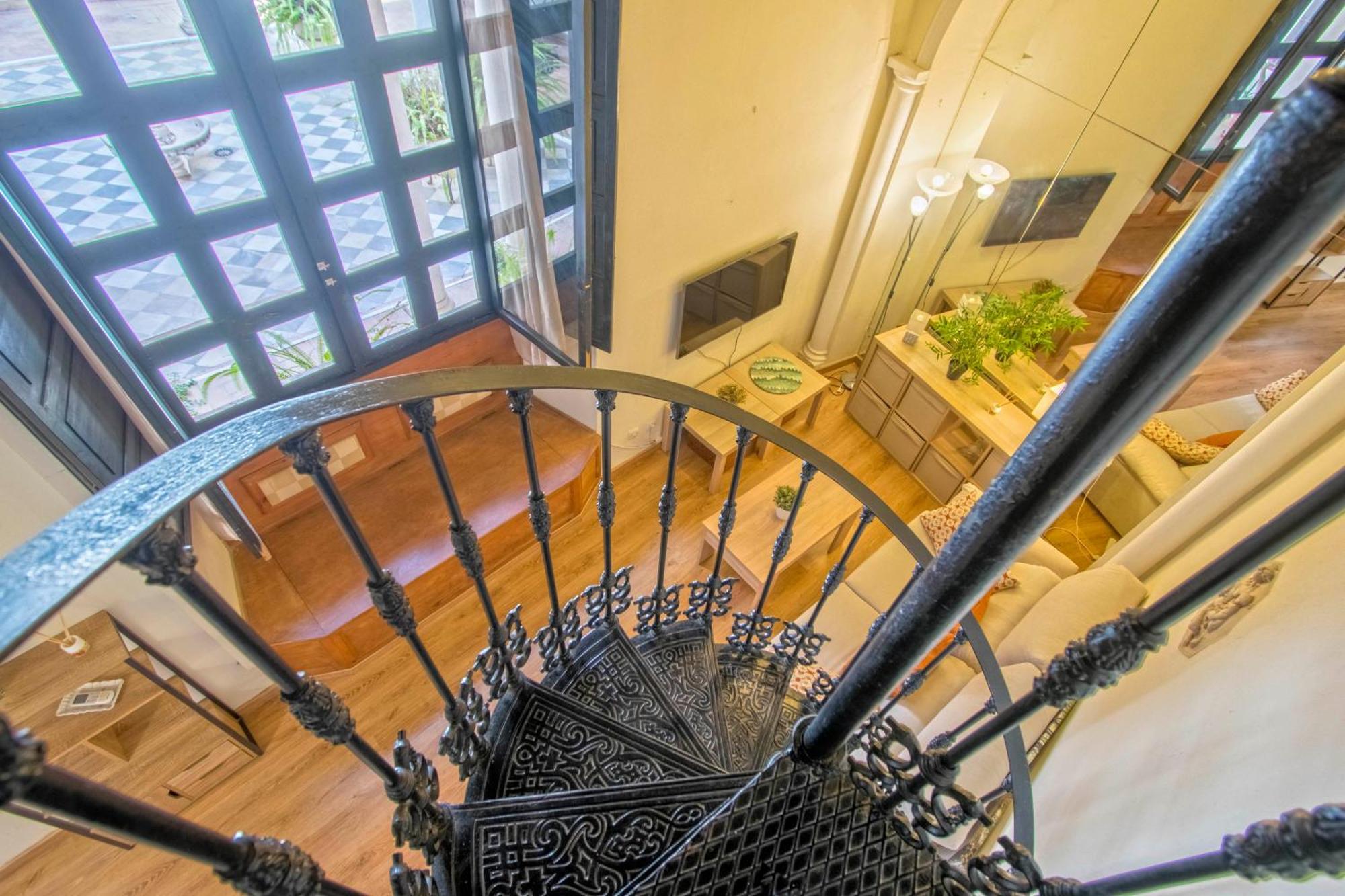 Precioso Duplex Estilo Sevillano En Pleno Centro Apartamento Sevilla