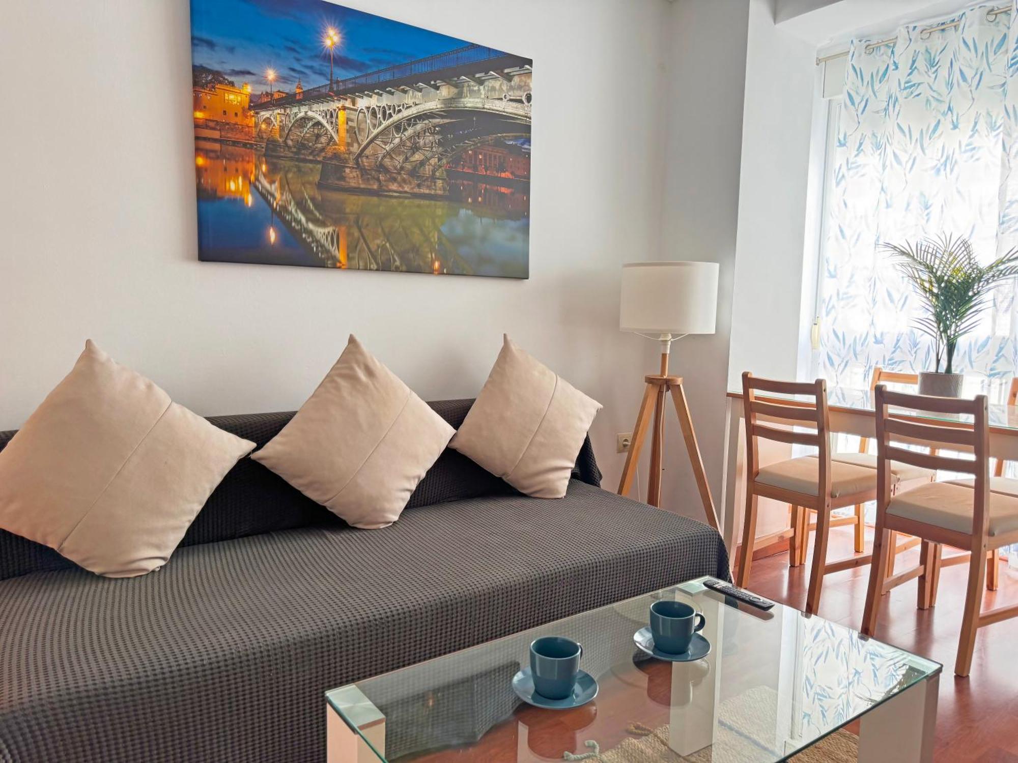 Triana Luxury Numancia Apartamento