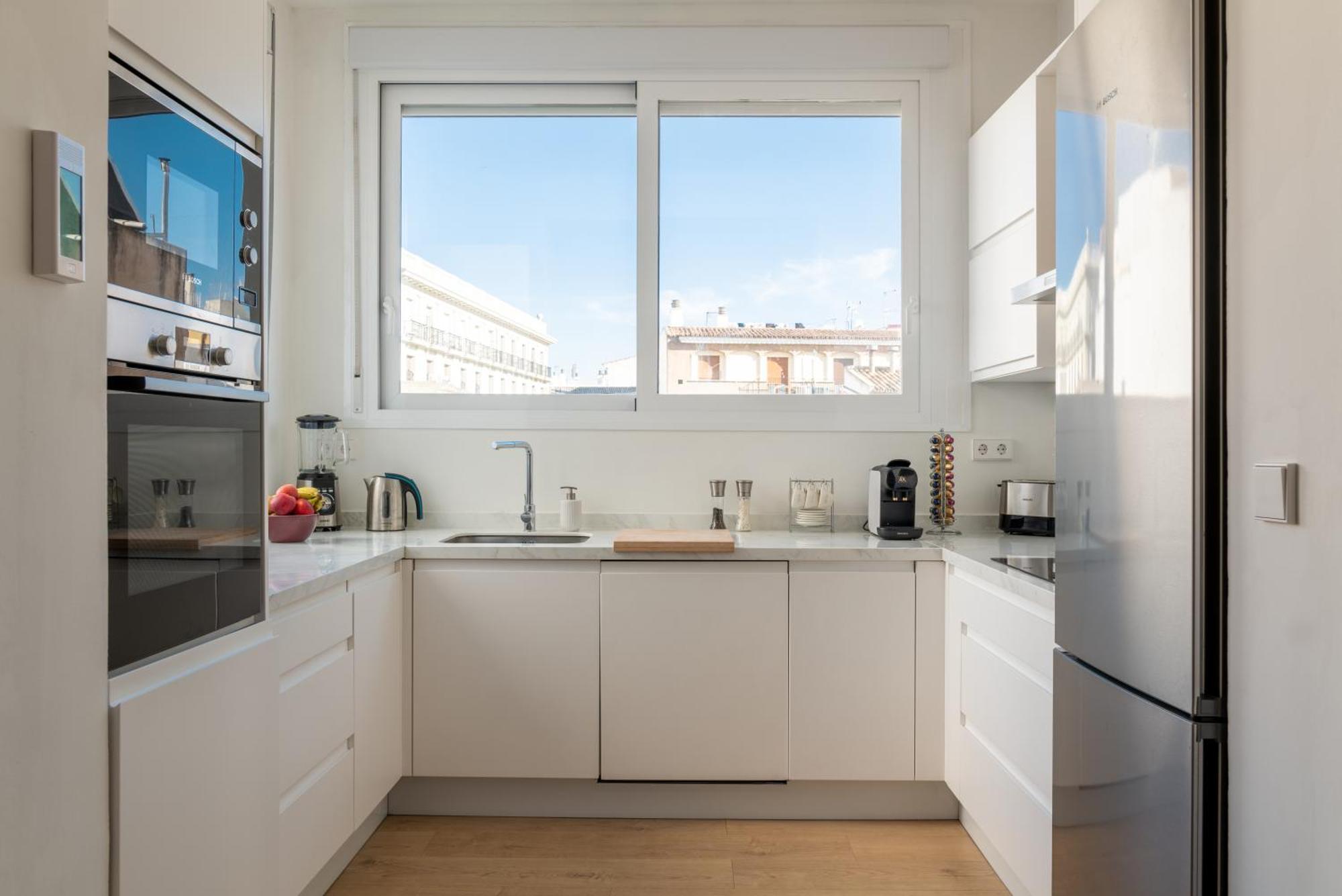 Luminoso Atico Con Terraza Privada Junto A La Catedral Apartamento Sevilla