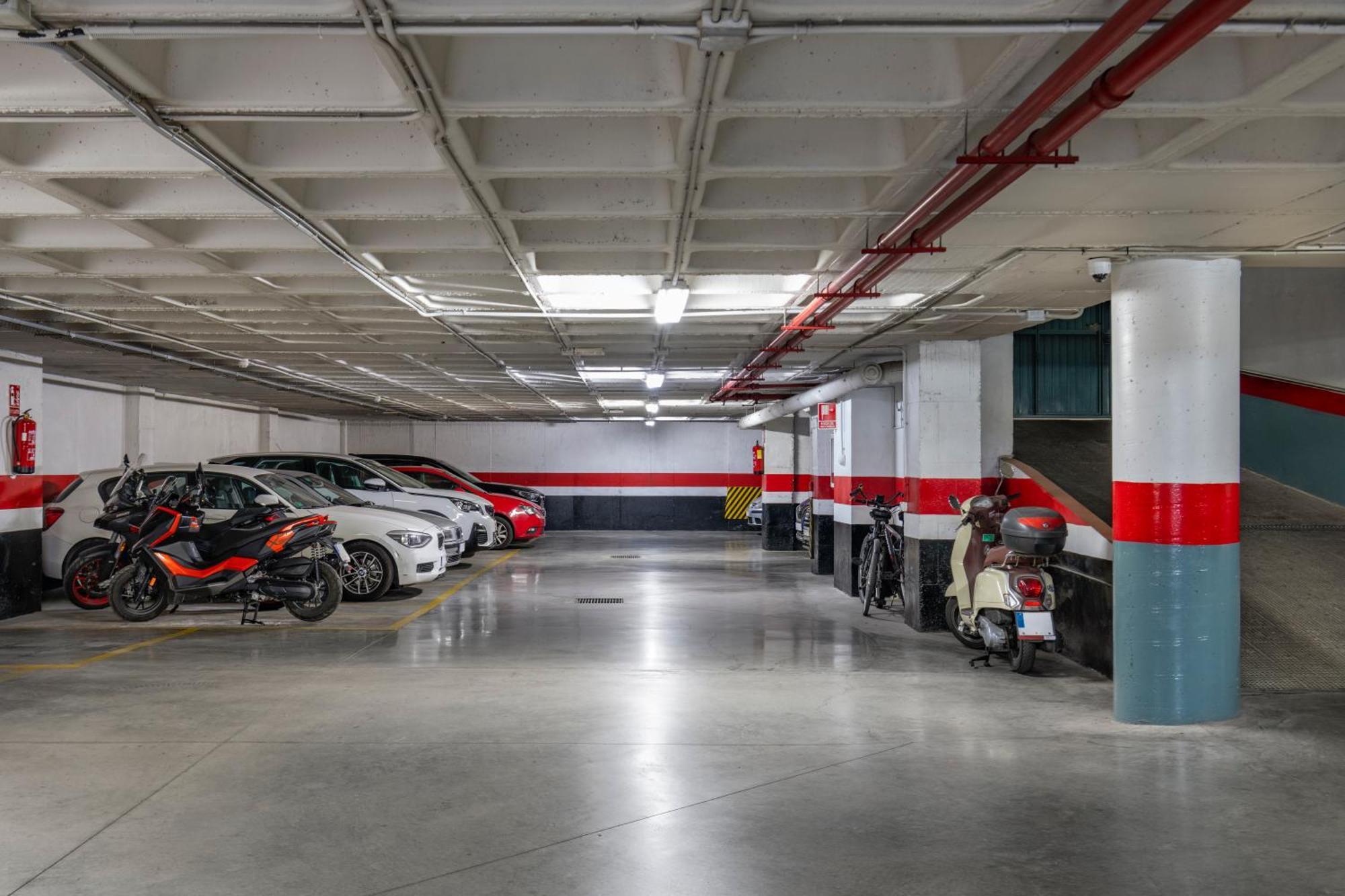 Center - Avenue Luxury - Private Free Parking