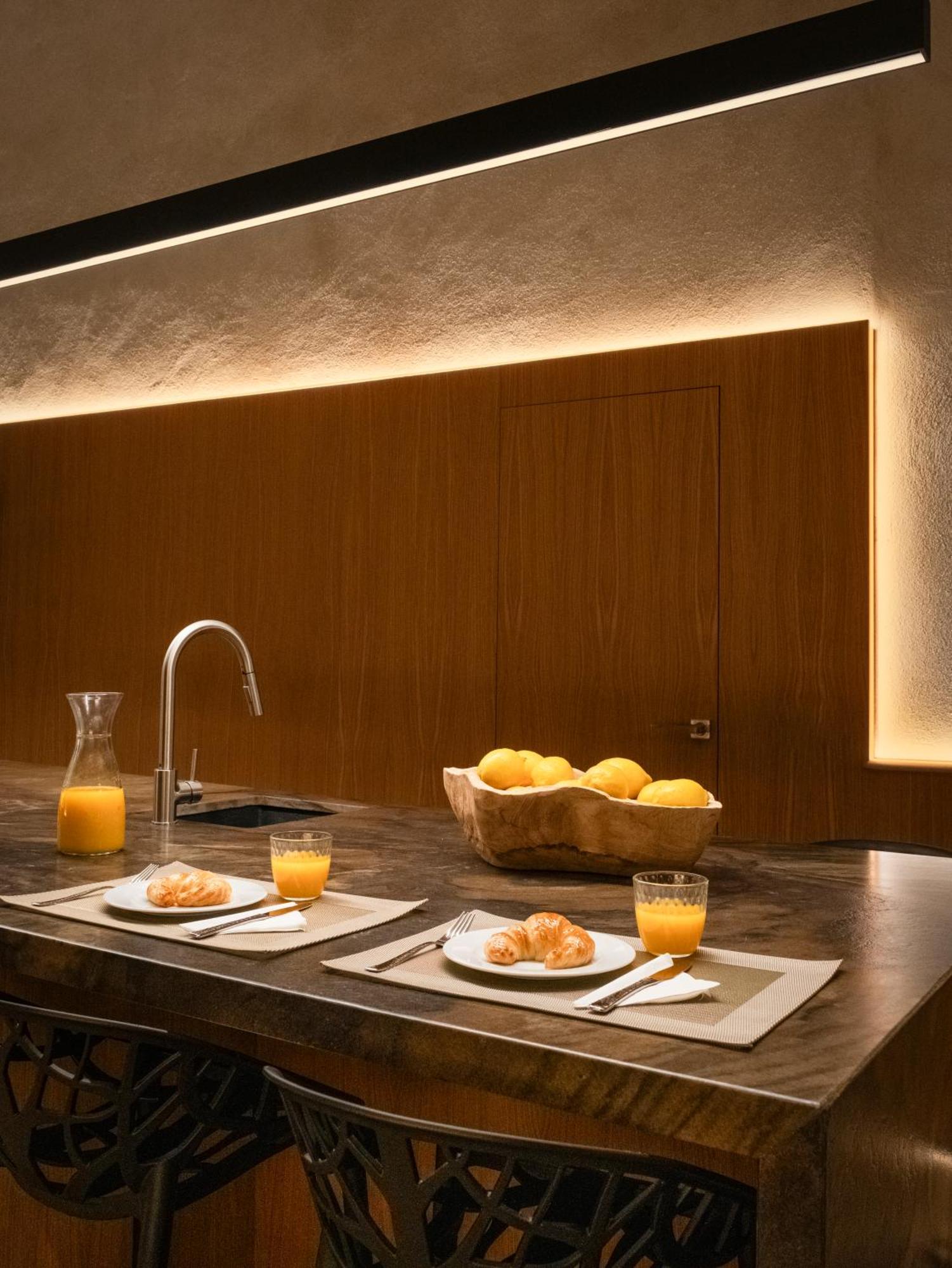 Center - Avenue Luxury - Private Free Parking Apartamento *