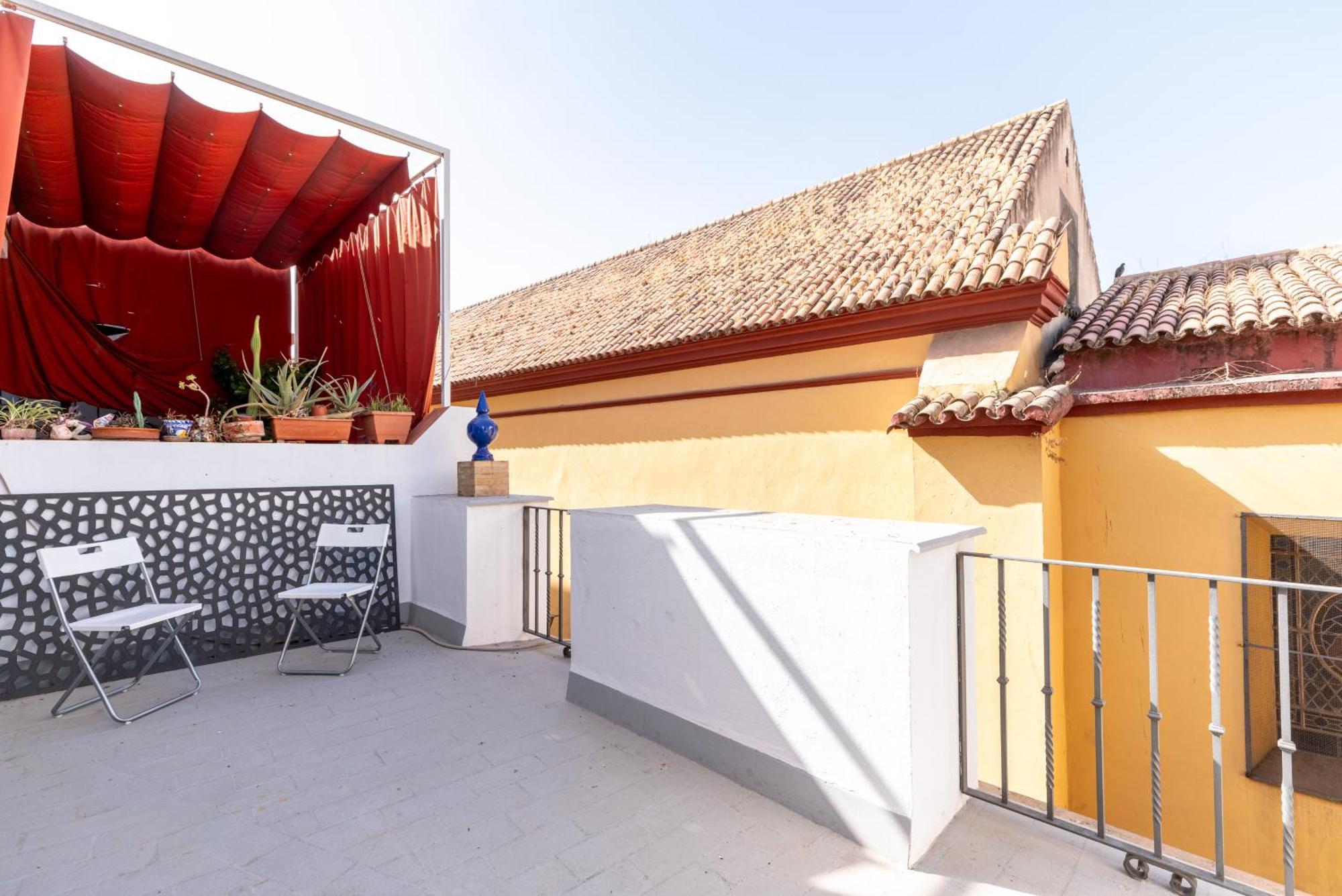 House Sevillana Parking Apartment *