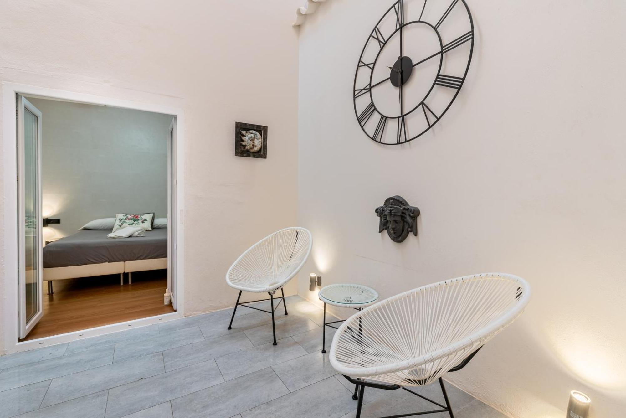 House Sevillana Parking Apartment *