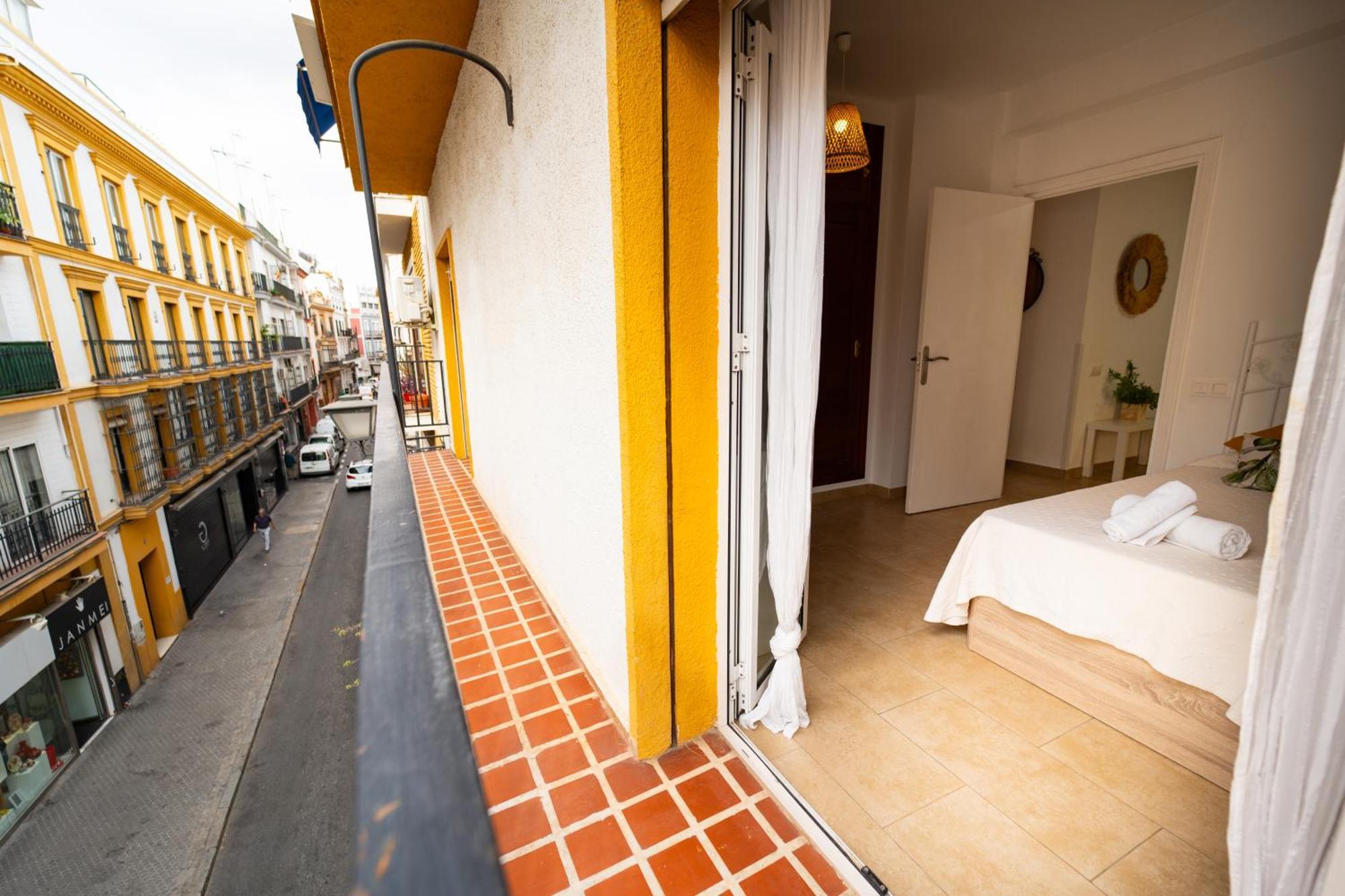 Dean Lopez Luxury Apartment *