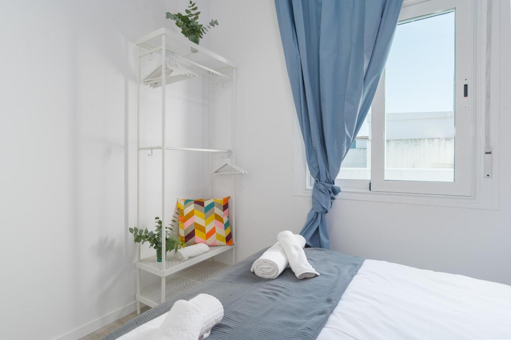 Apartamento Anfitrion Triana 4 *