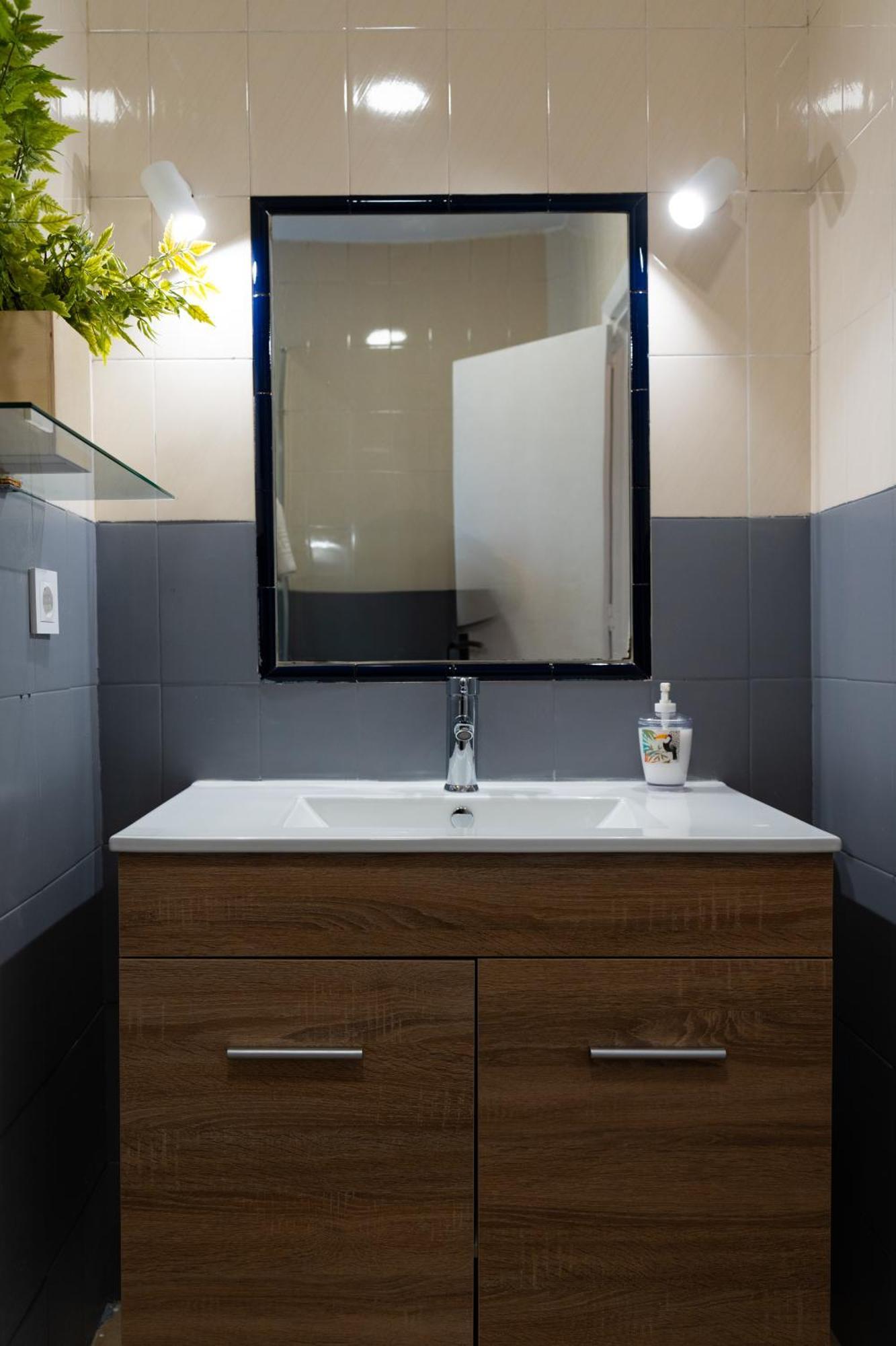Dean Lopez Luxury Apartment Seville
