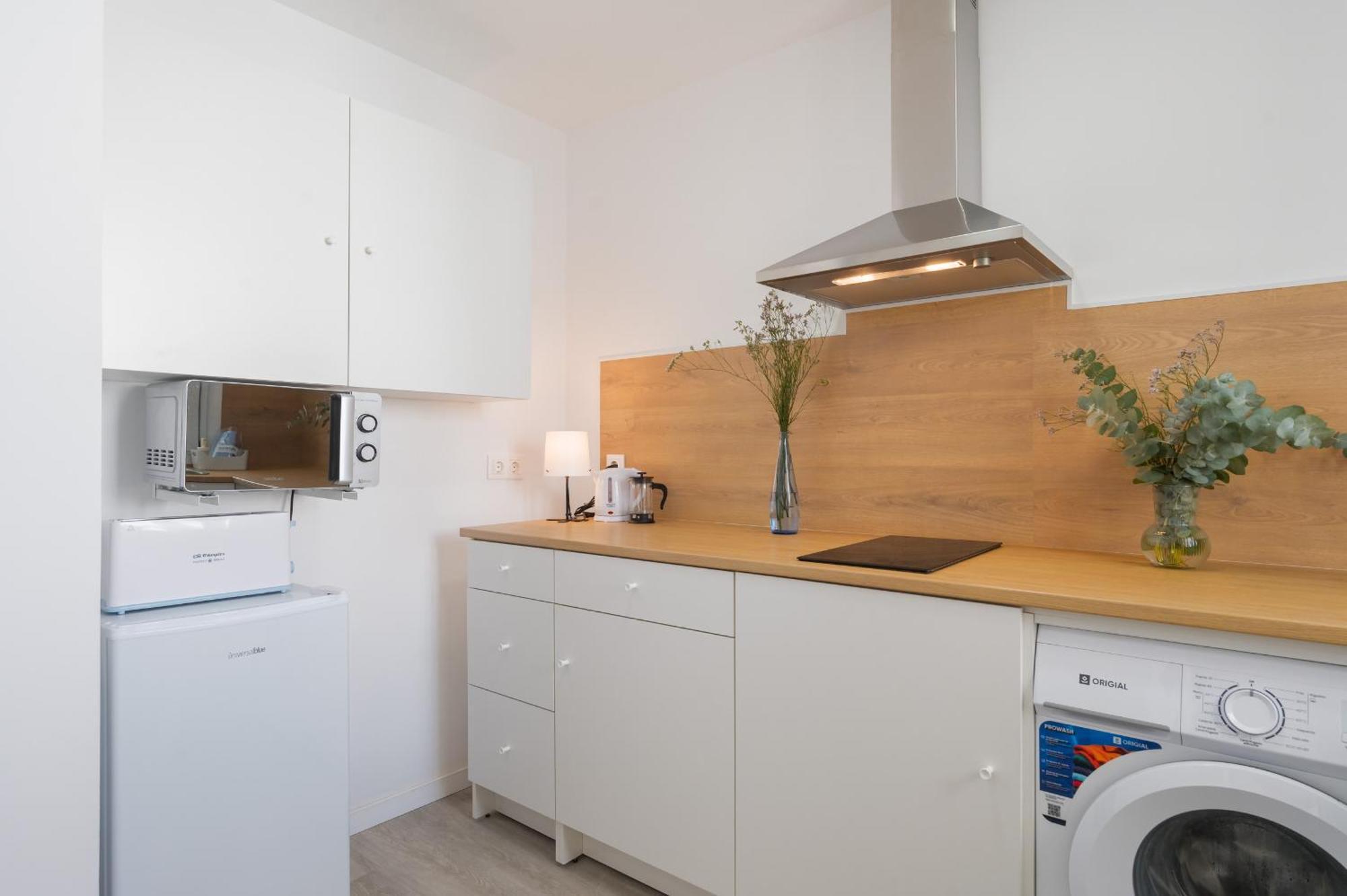 Apartment Anfitrion Triana 4 *