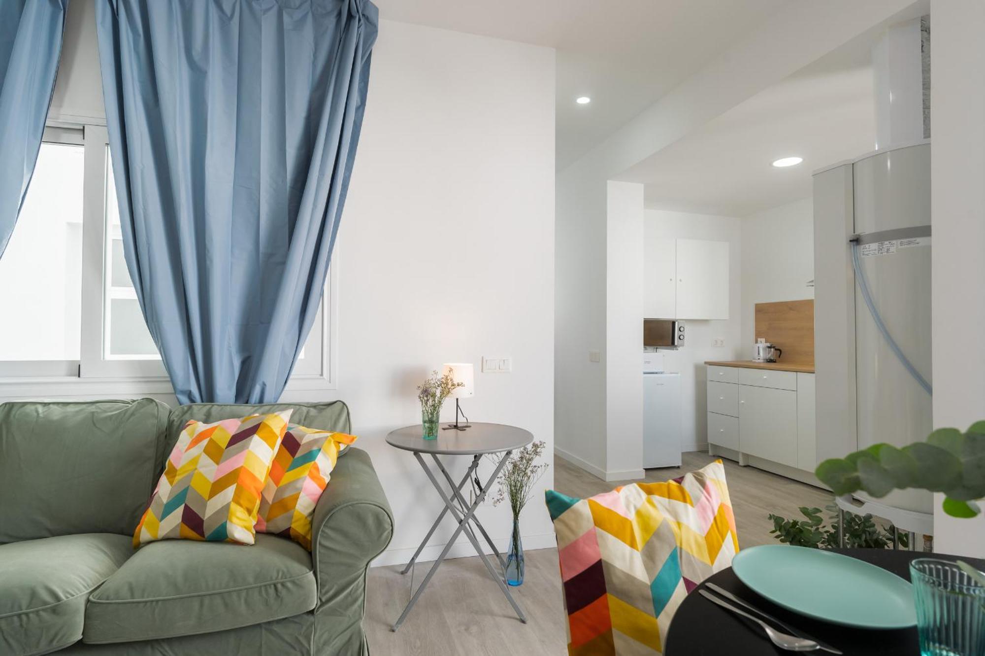 Anfitrion Triana 4 Apartamento *