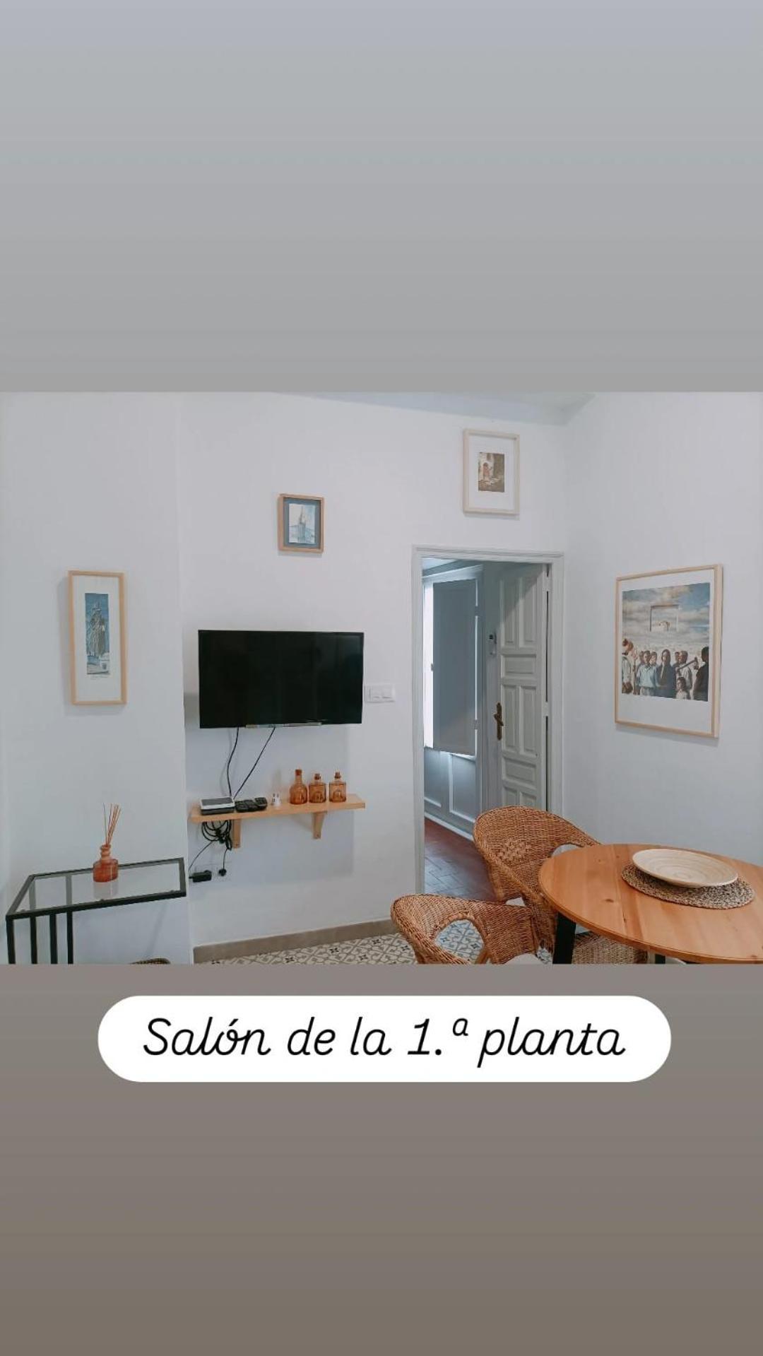 En La Plaza Doña Elvira, 7 * Sevilla