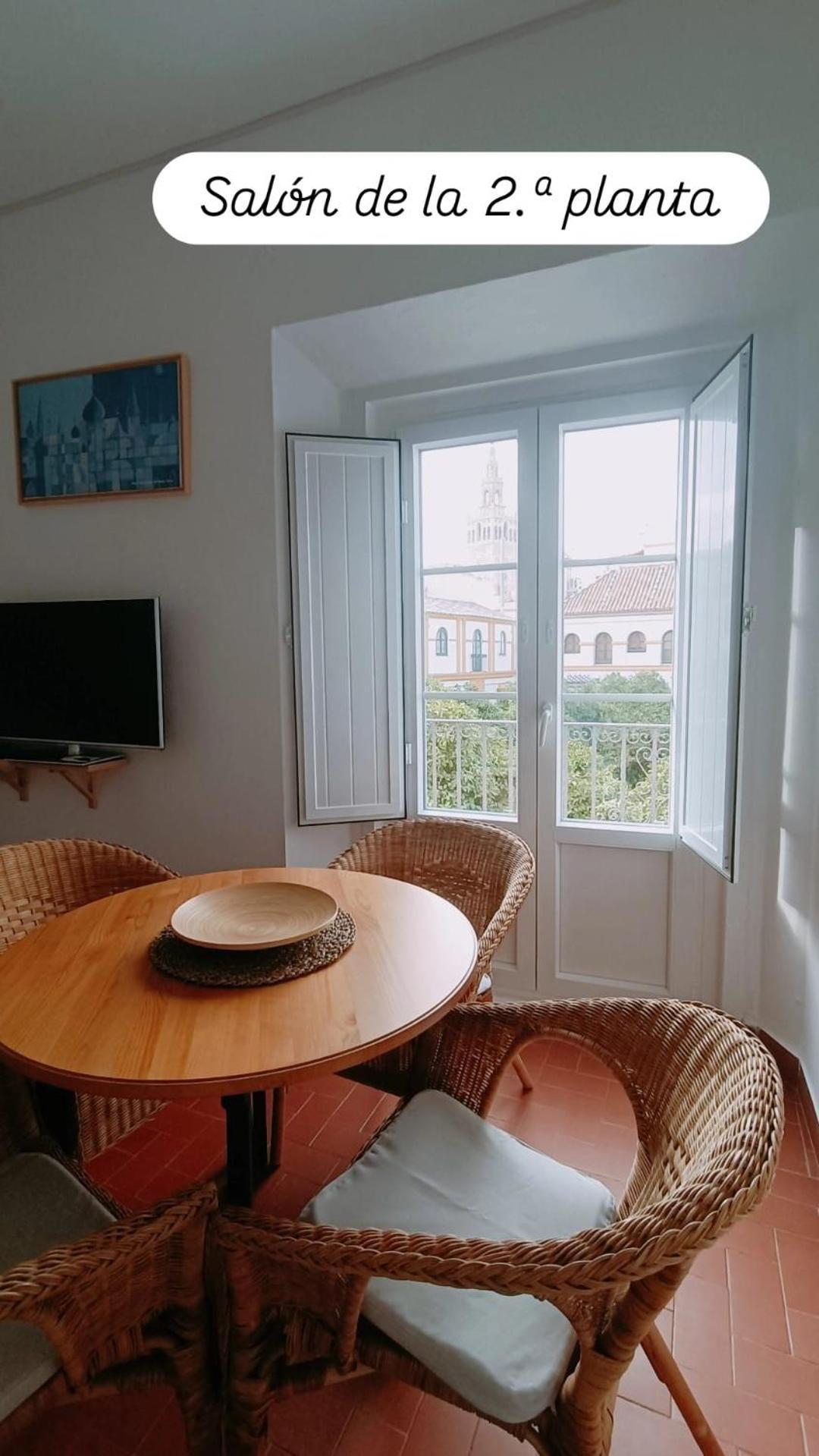 Apartamento En La Plaza Doña Elvira, 7 *