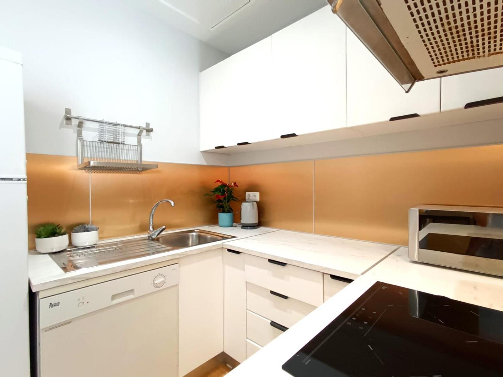 Apartamento Atico 1 Terraza Y Sol En El Centro De !! Sevilla