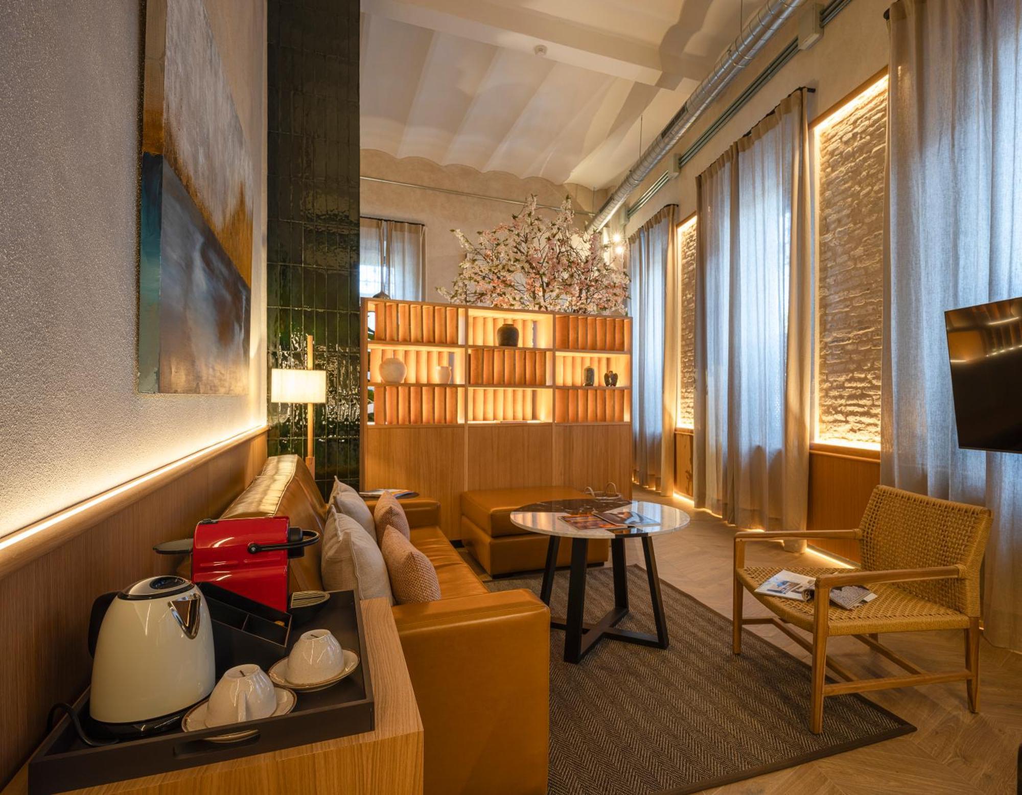 Center - Avenue Luxury - Private Free Parking Apartamento *