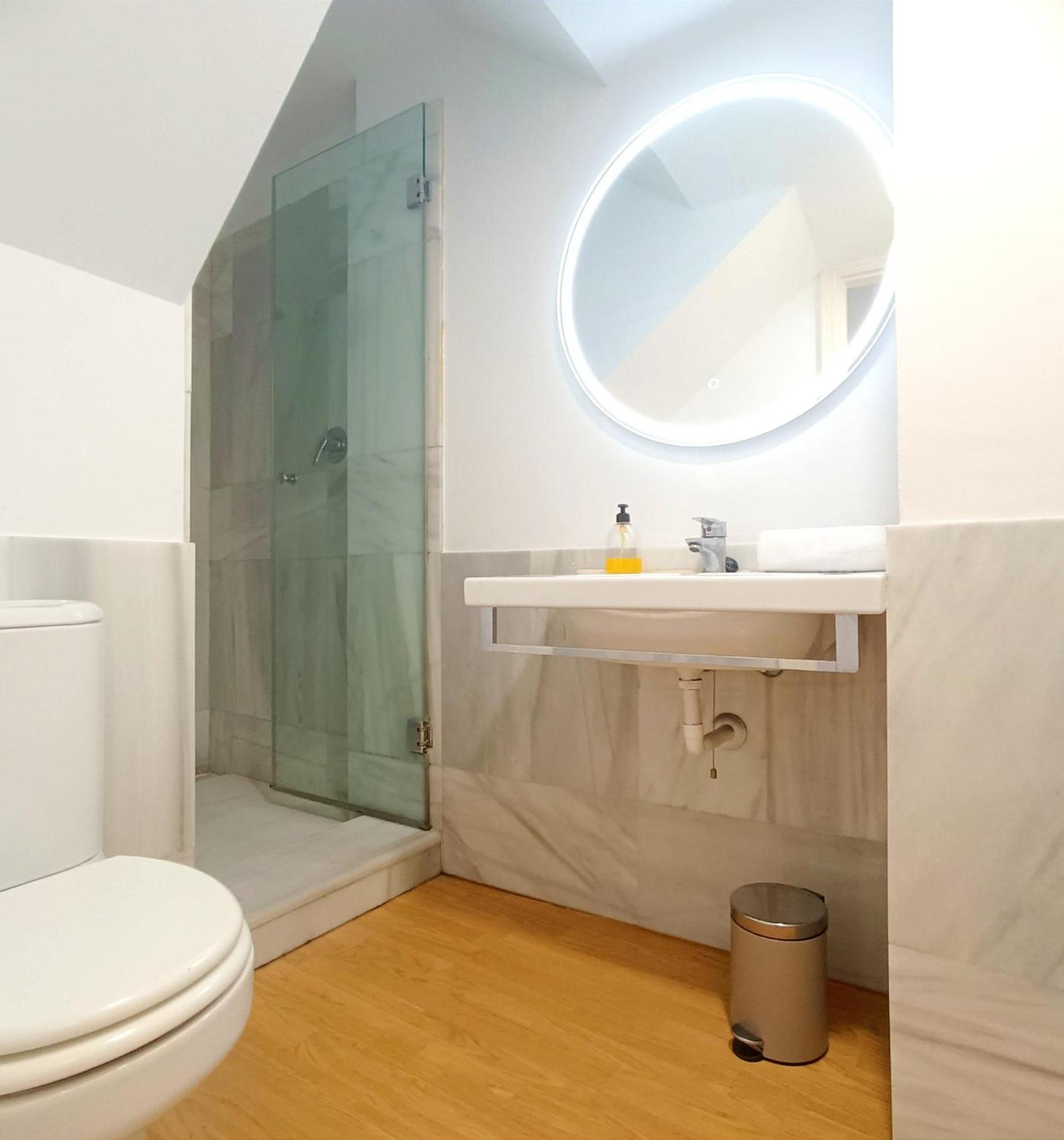 Apartamento Atico 1 Terraza Y Sol En El Centro De !! Sevilla