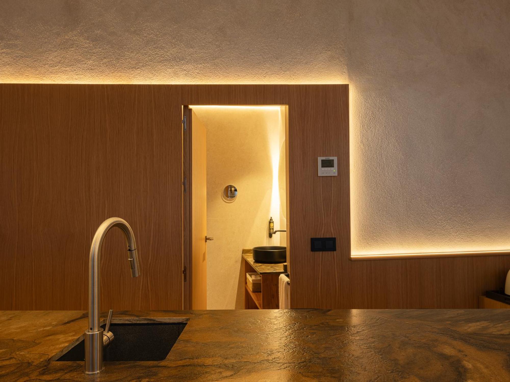 Apartamento Center - Avenue Luxury - Private Free Parking