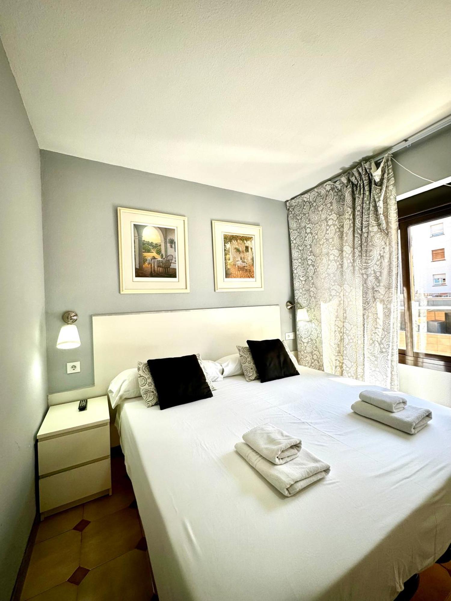 Rentalsevilla A Orillas Del Guadalquivir Apartamento Sevilla