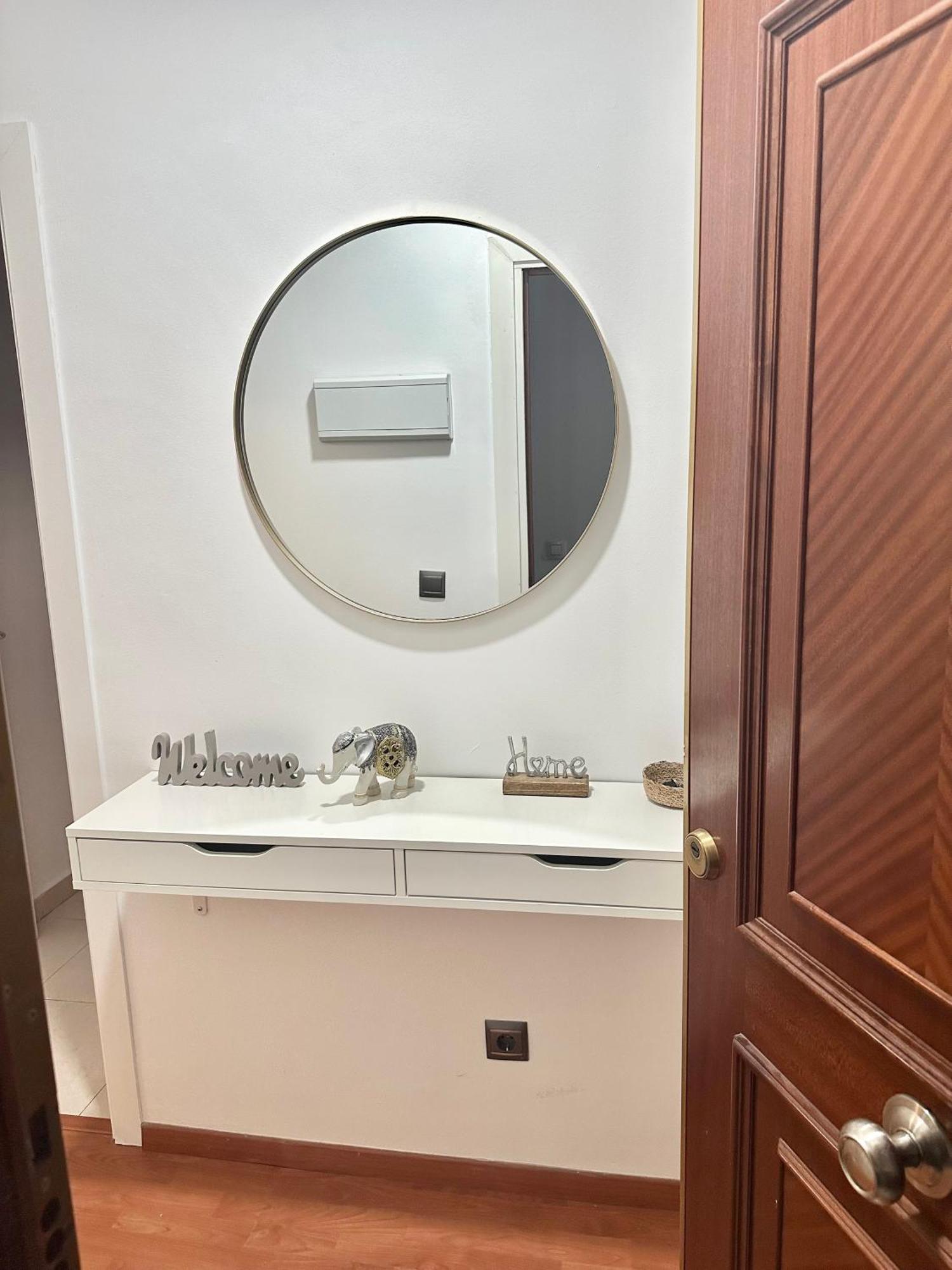 10 Minutos Centro Sevilla, Moderno Y Con Parking Gratis Apartamento Sevilla