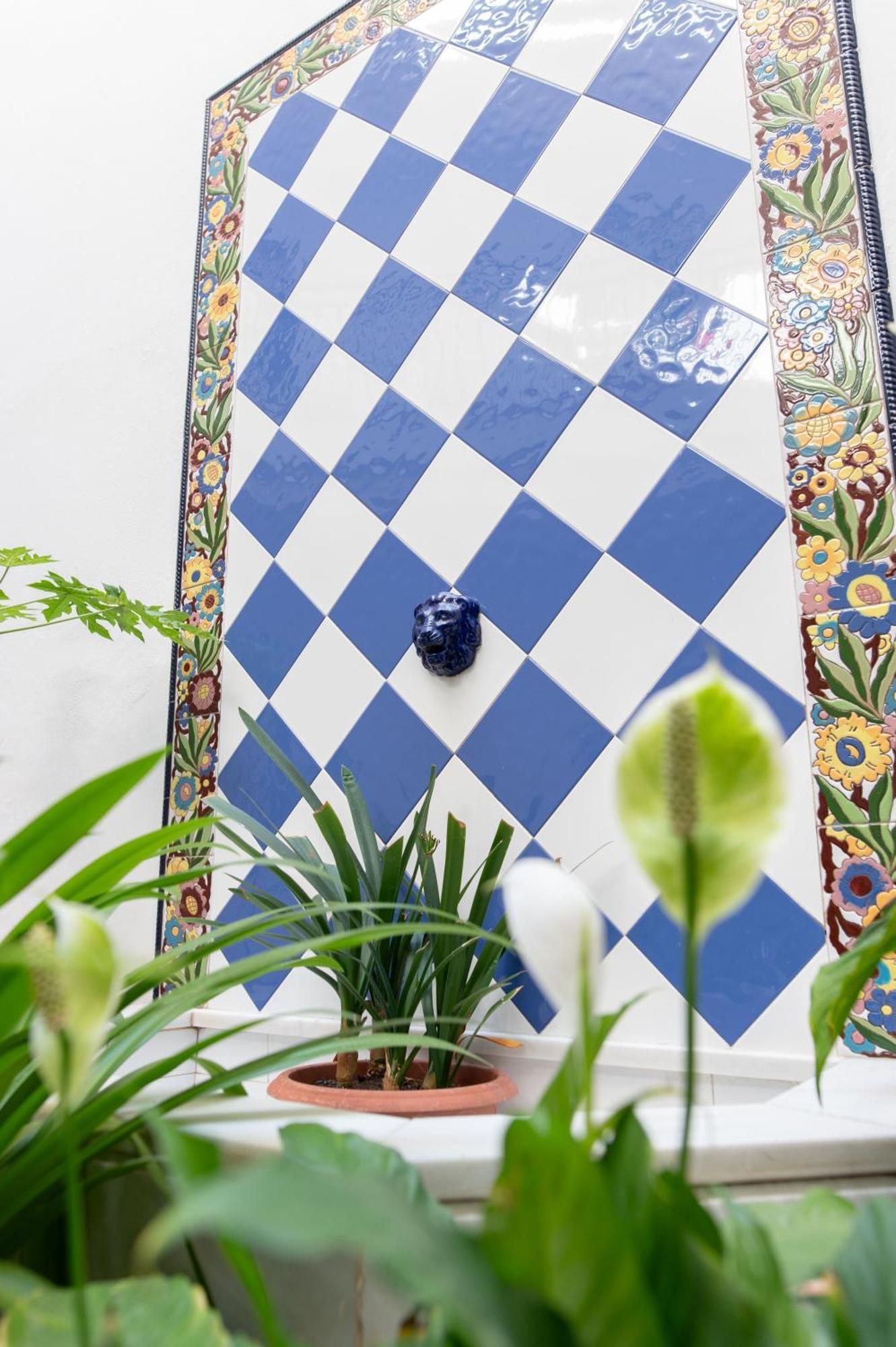 Alohamundi Alfareria Ii Seville