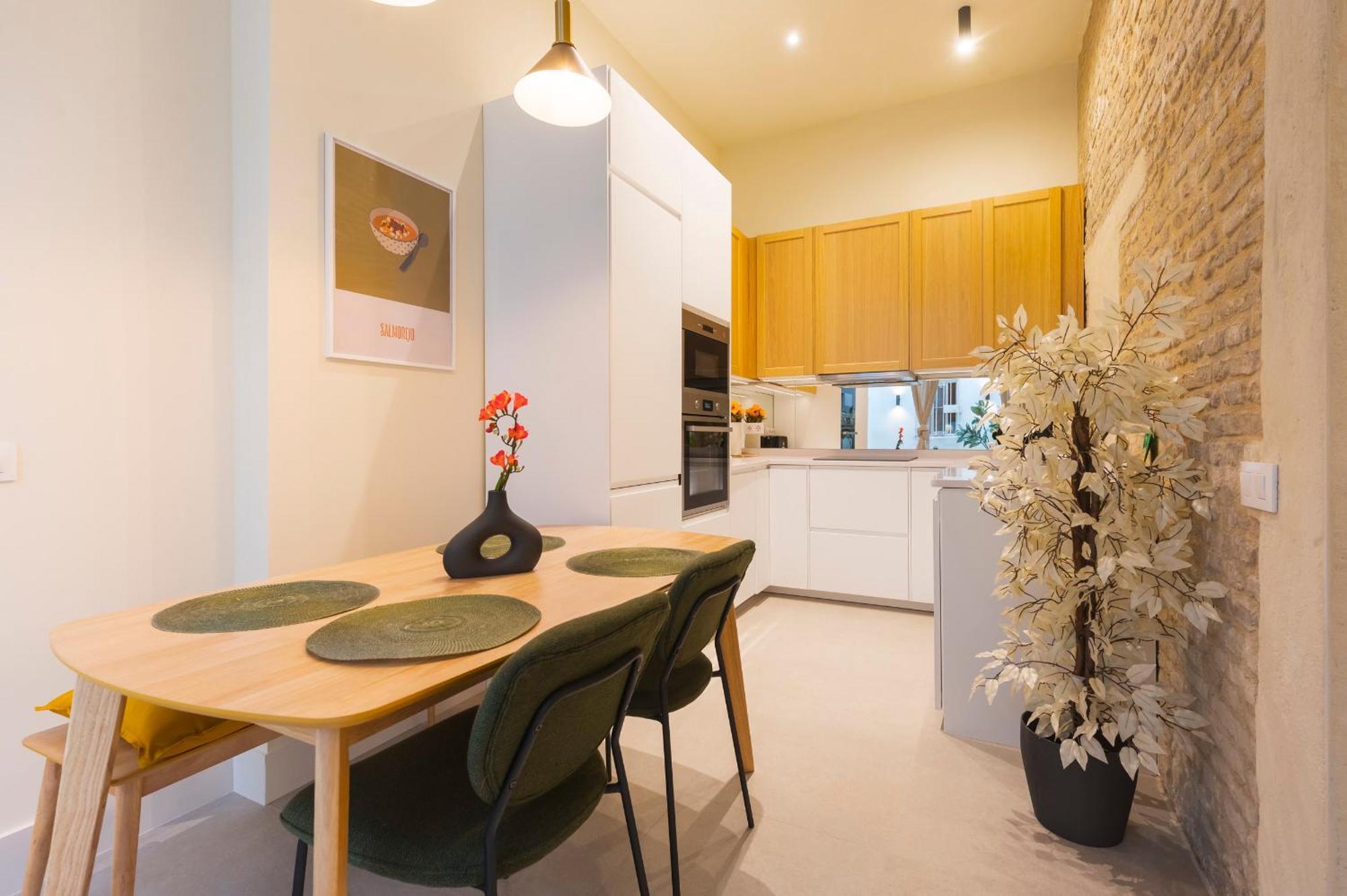 Apartamento New In Santa Cruz Quarter Next To Giralda Sevilla