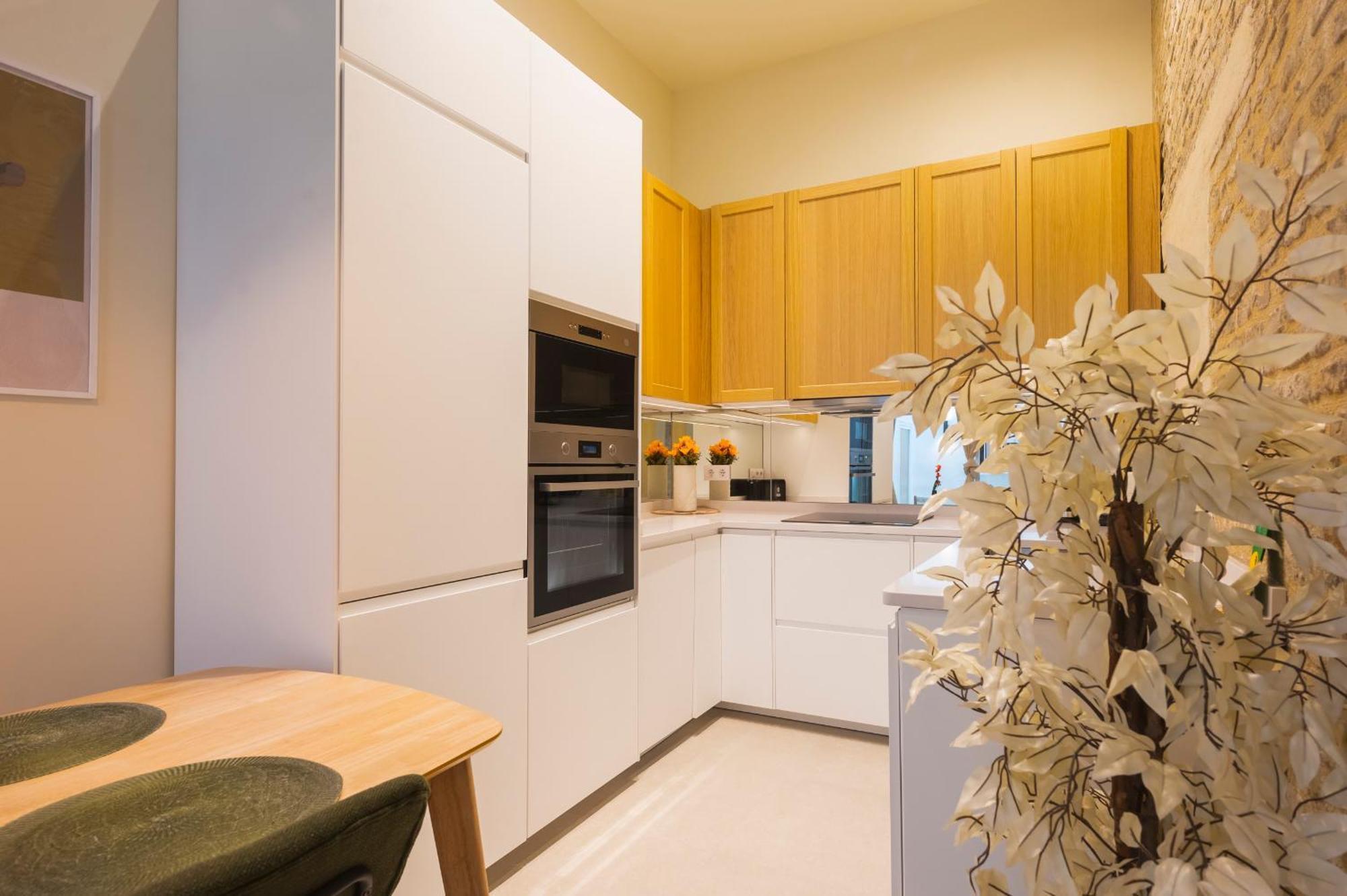 Apartamento New In Santa Cruz Quarter Next To Giralda Sevilla