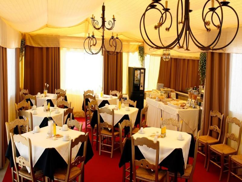 Hotel Palace