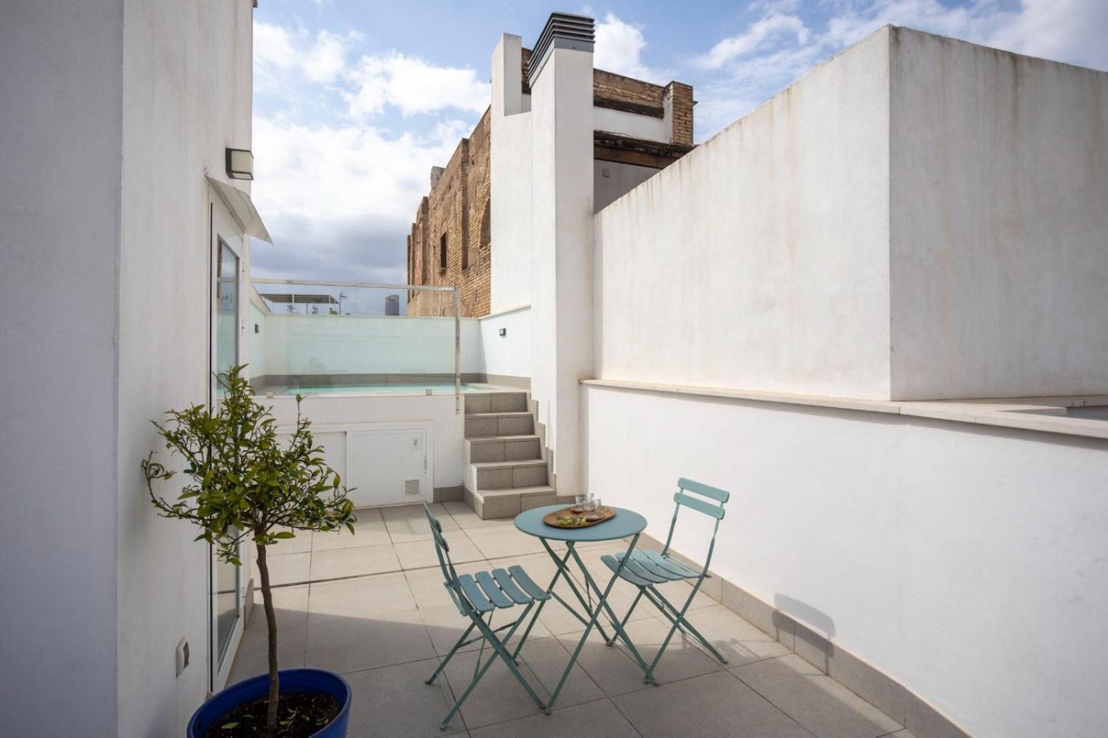 Private & Pool Goyeneta Urban