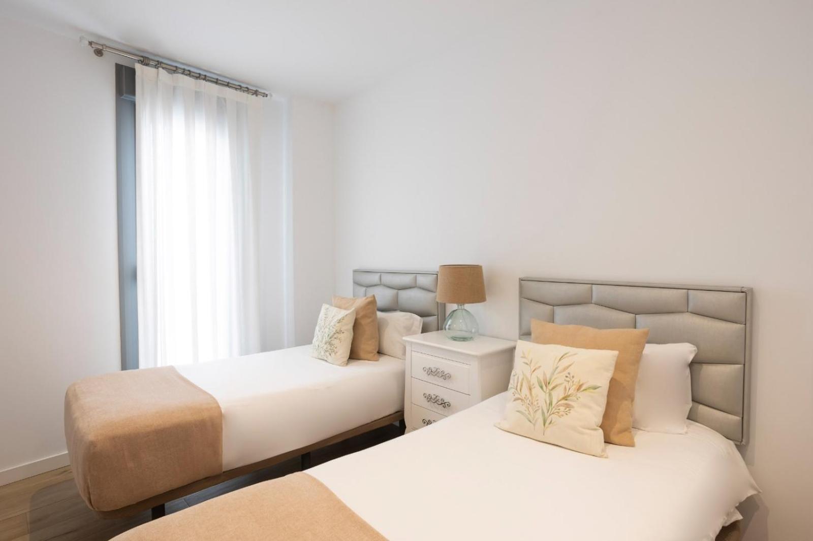 Private & Pool Goyeneta Urban Apartment Seville