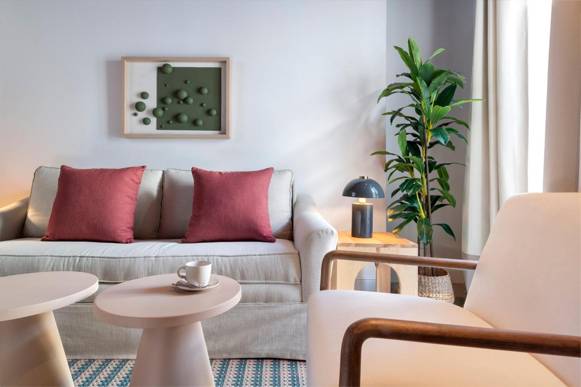 Casa Bedoya & Colors By Magno *